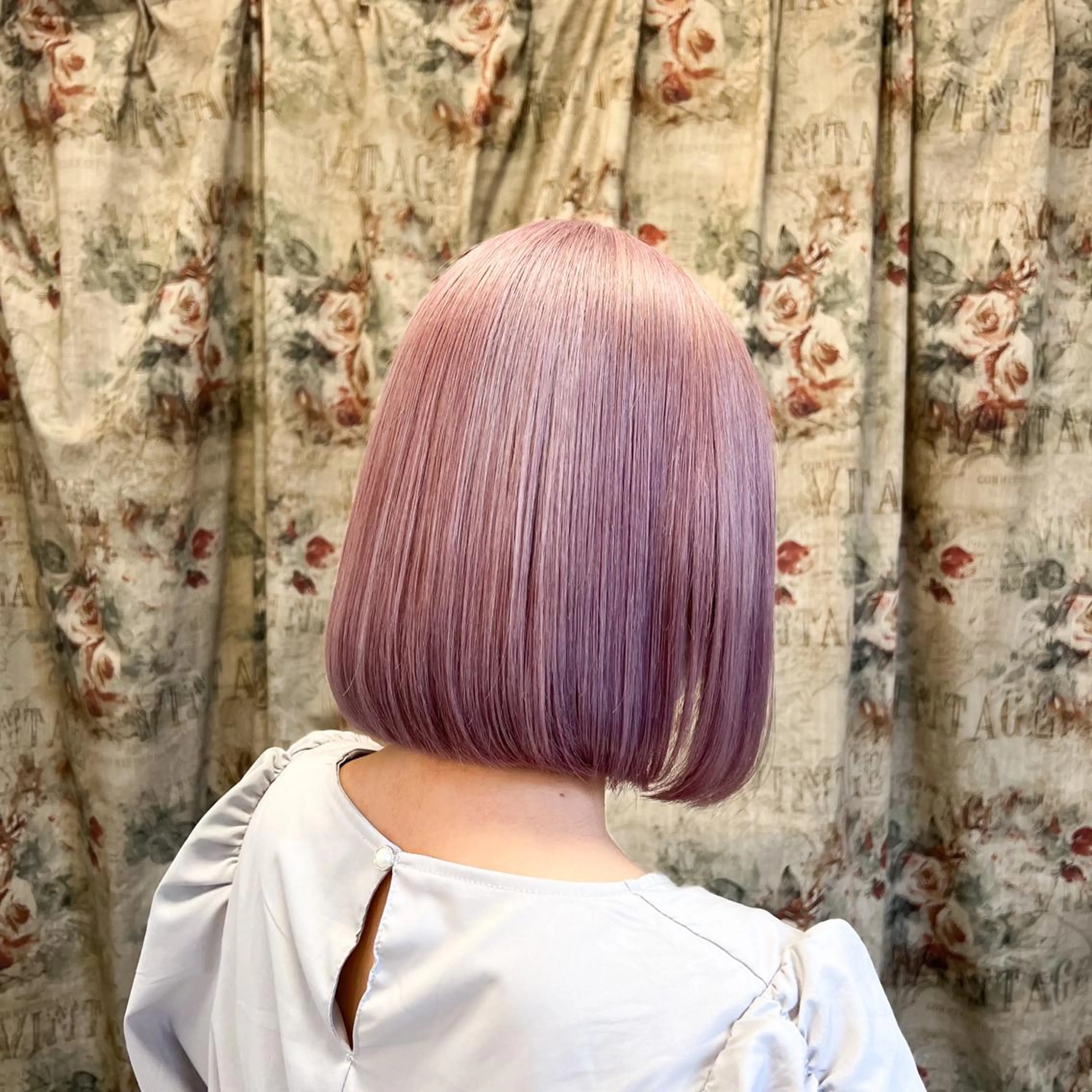 ミディアム SHIN/レイヤー カット×クロスパーマのヘアスタイル