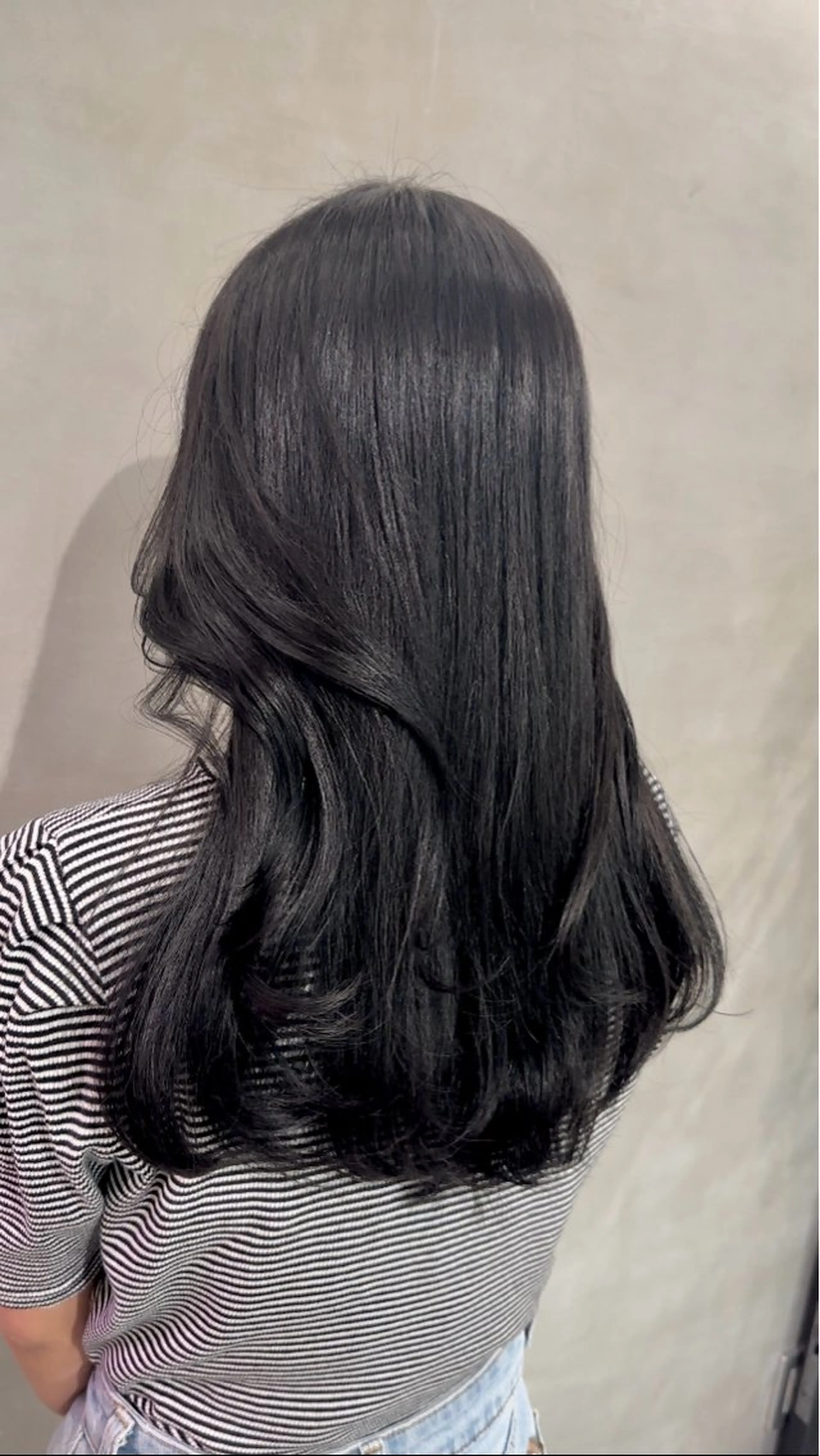 ロング カラー 銀座レイヤーカット ×シースルー前髪のヘアスタイル