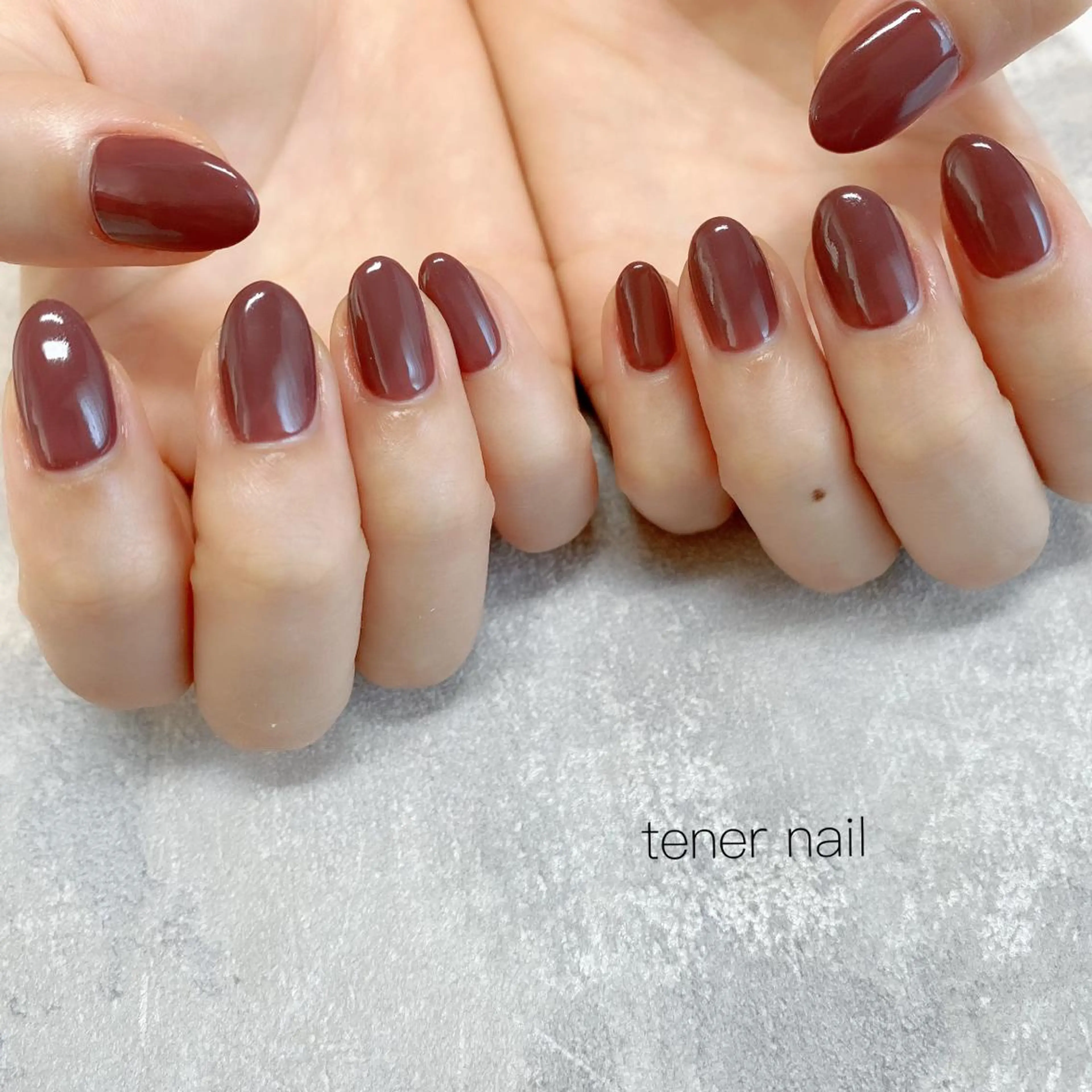 ネイル ブラウン ワンカラーネイル テネルネイル tener nailのネイルデザイン