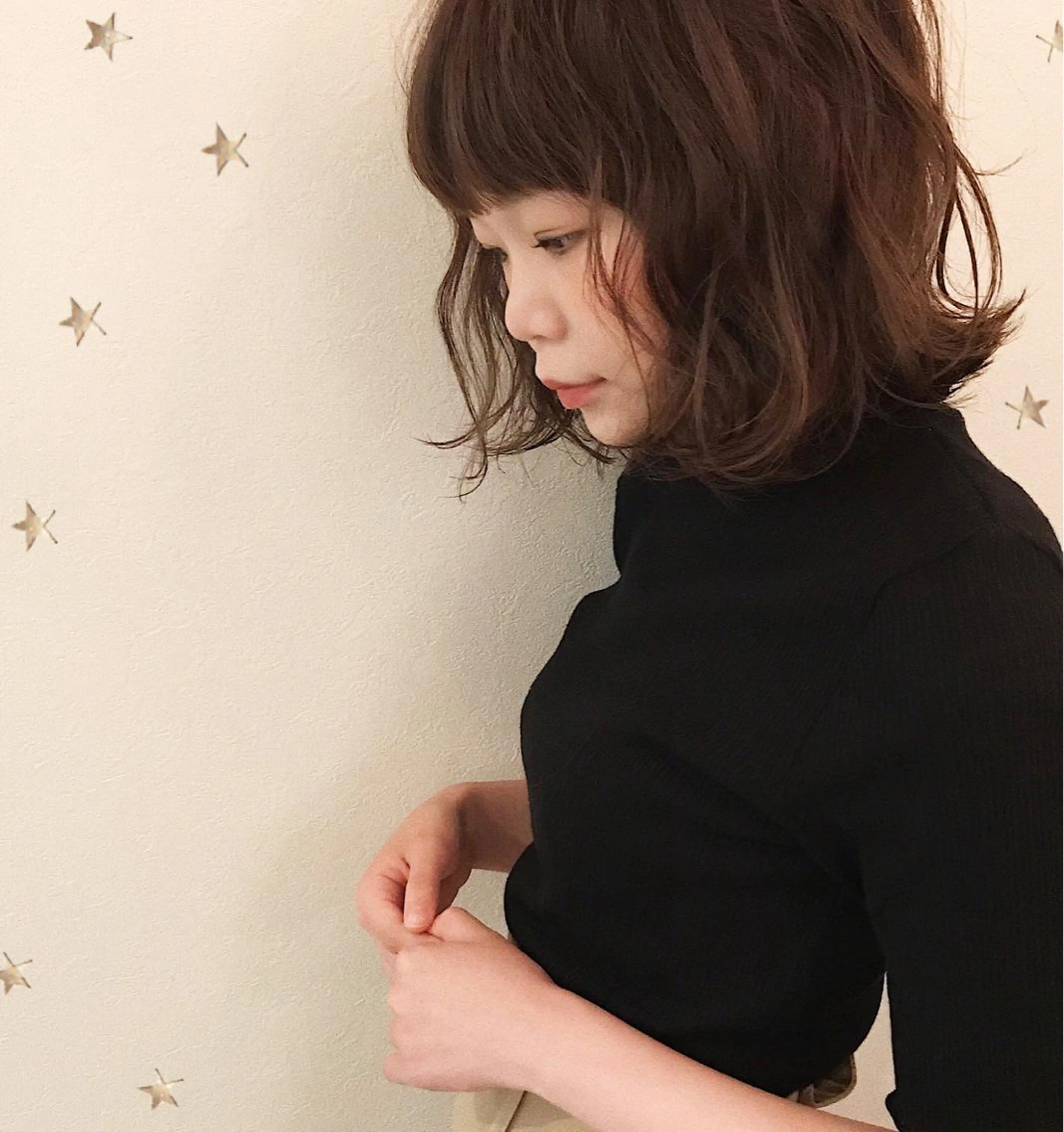 ミディアム カラー 市川 千夏のヘアスタイル