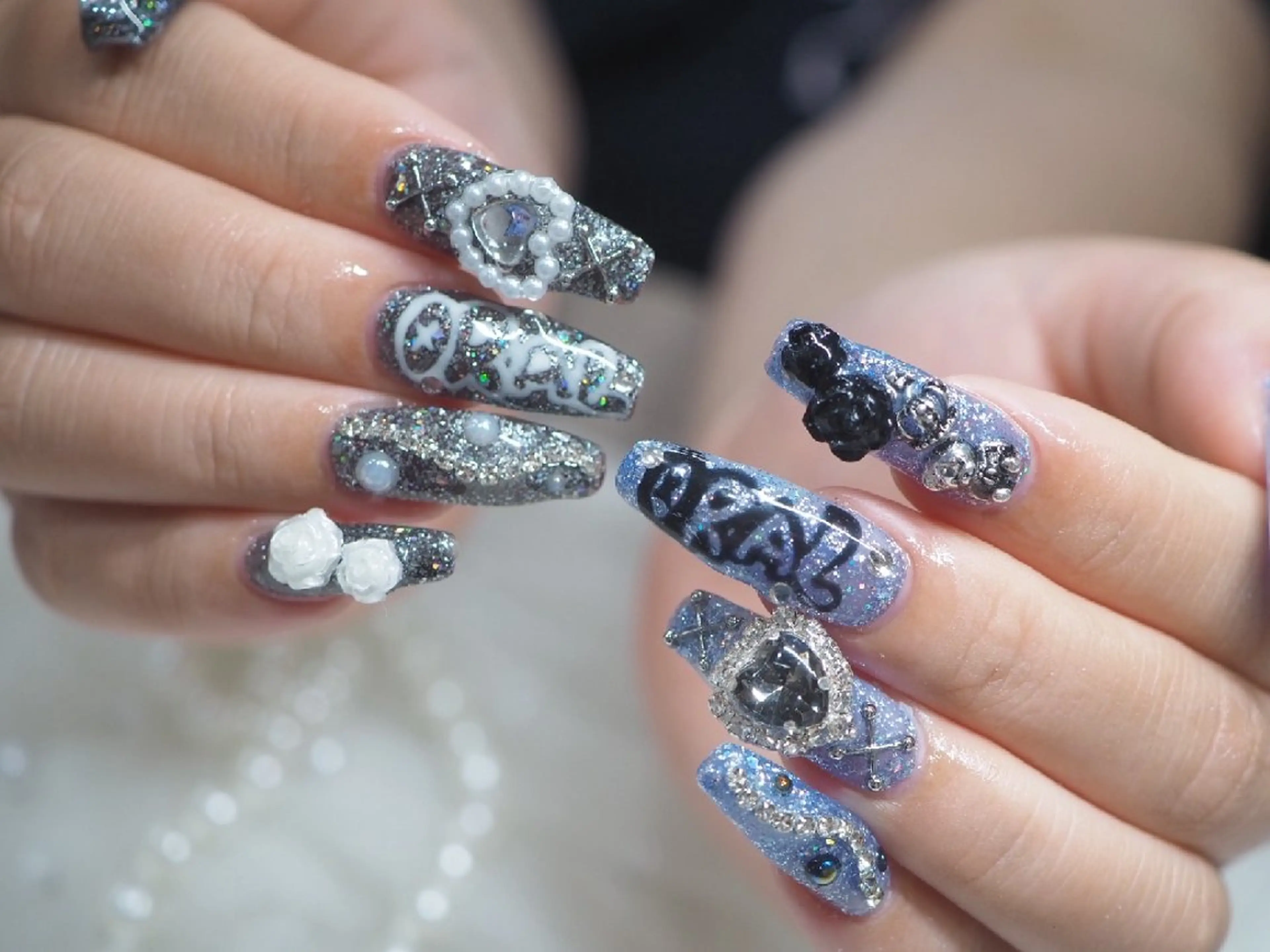 ネイル ハンドネイル 岡林 優美のネイルデザイン