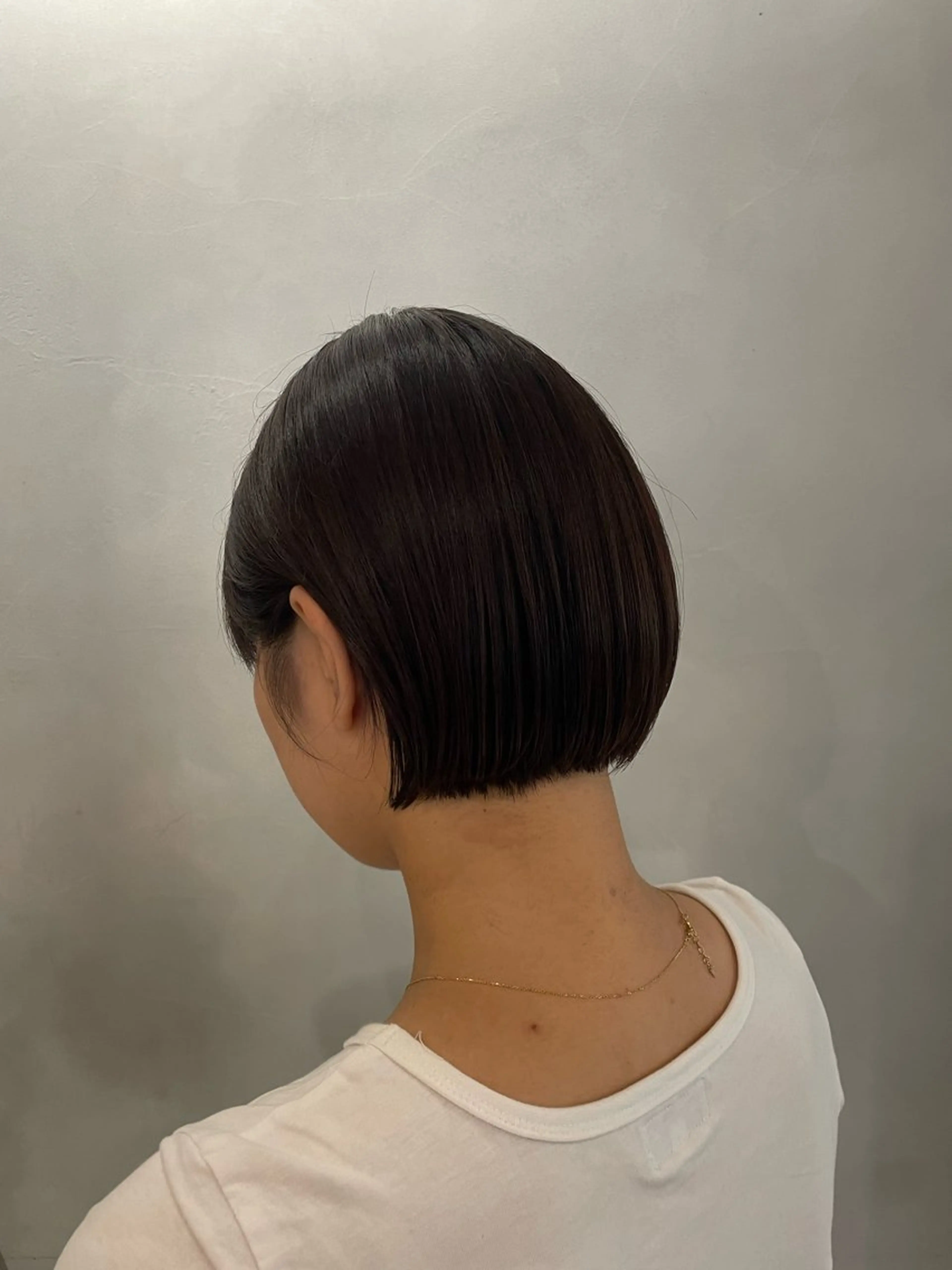 ショート ボブ IT by ALBUM“ZEN“のヘアスタイル