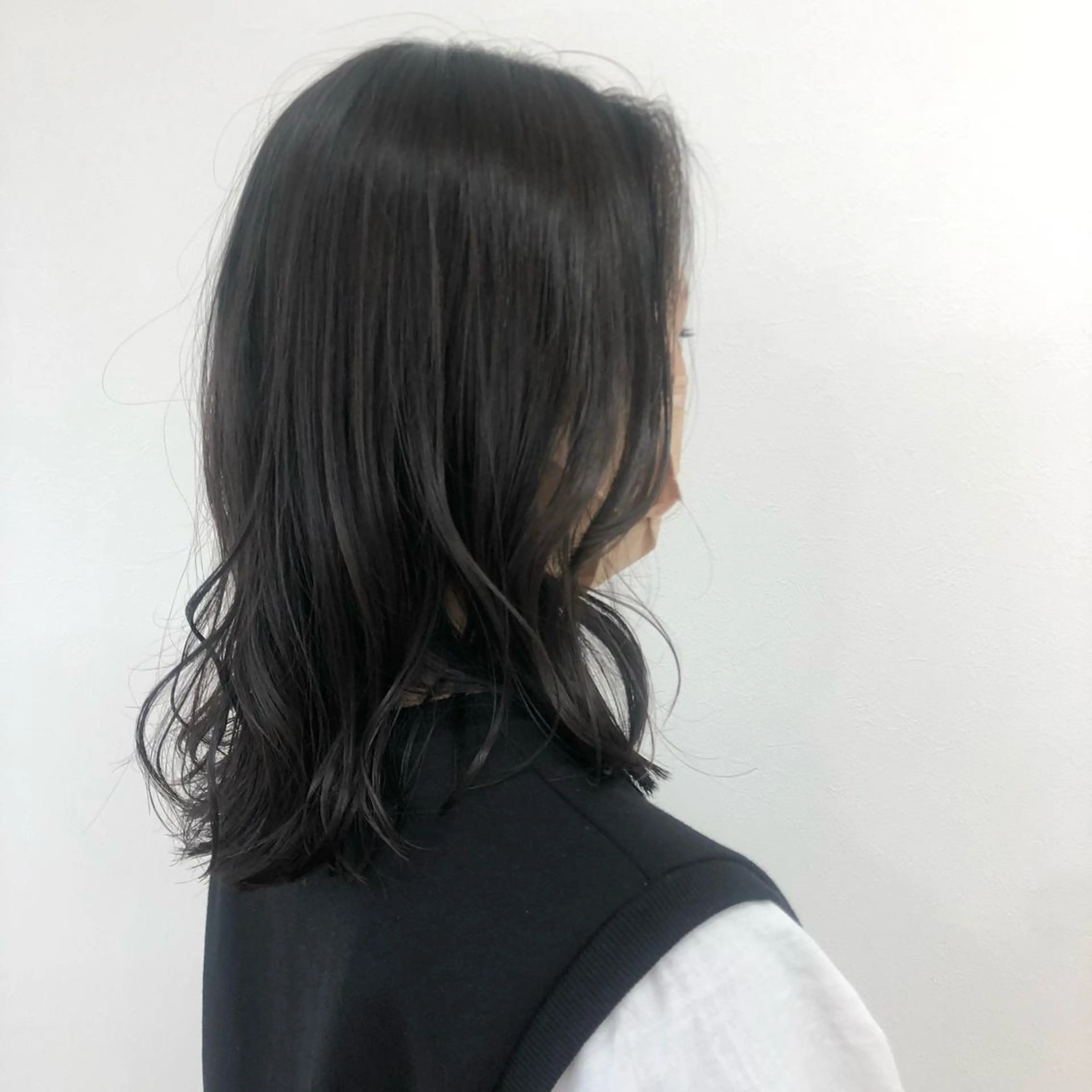 セミロング 堀越 エリのヘアスタイル
