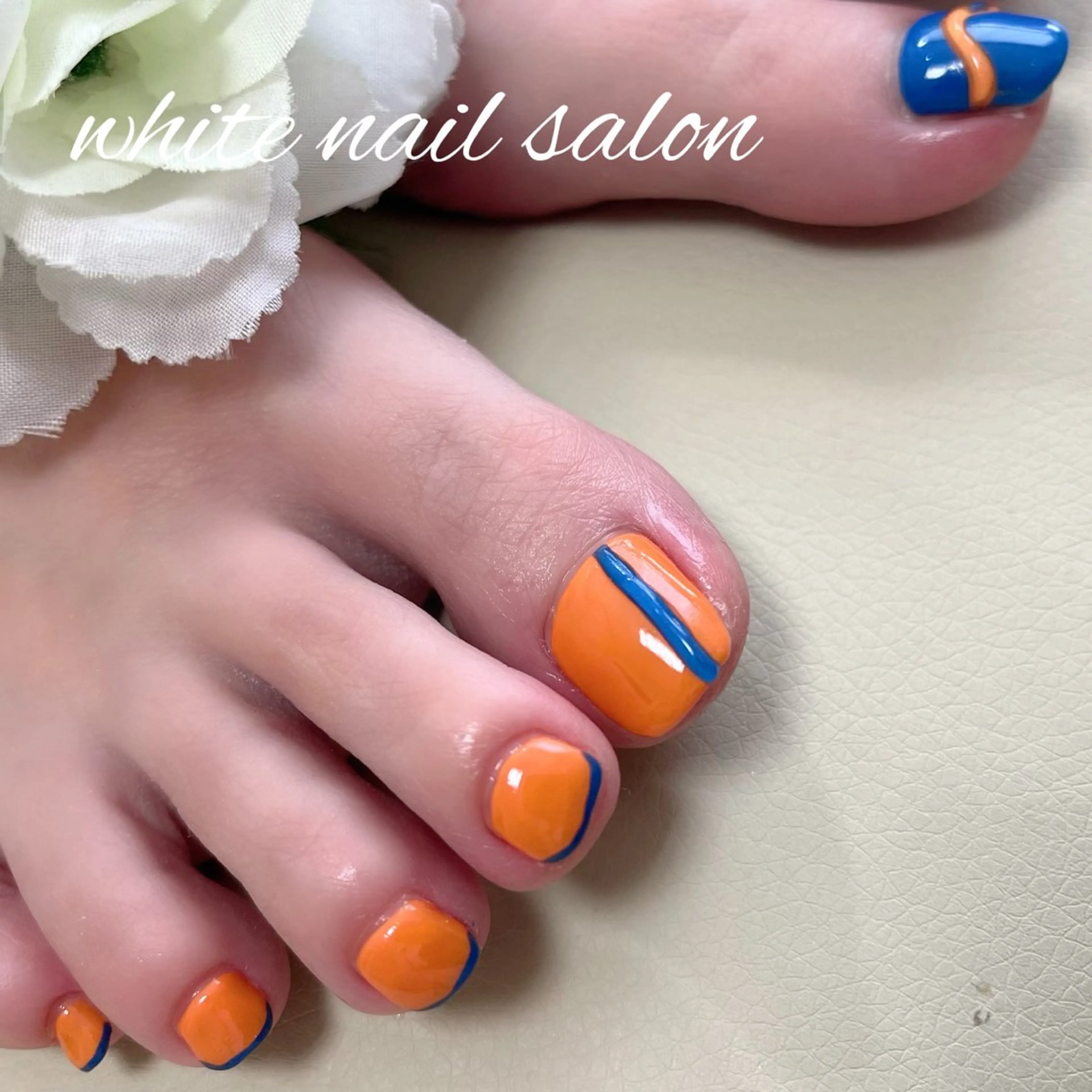 ネイル ラメ(グリッター) 持ち込み フットネイル white nail salonのネイルデザイン