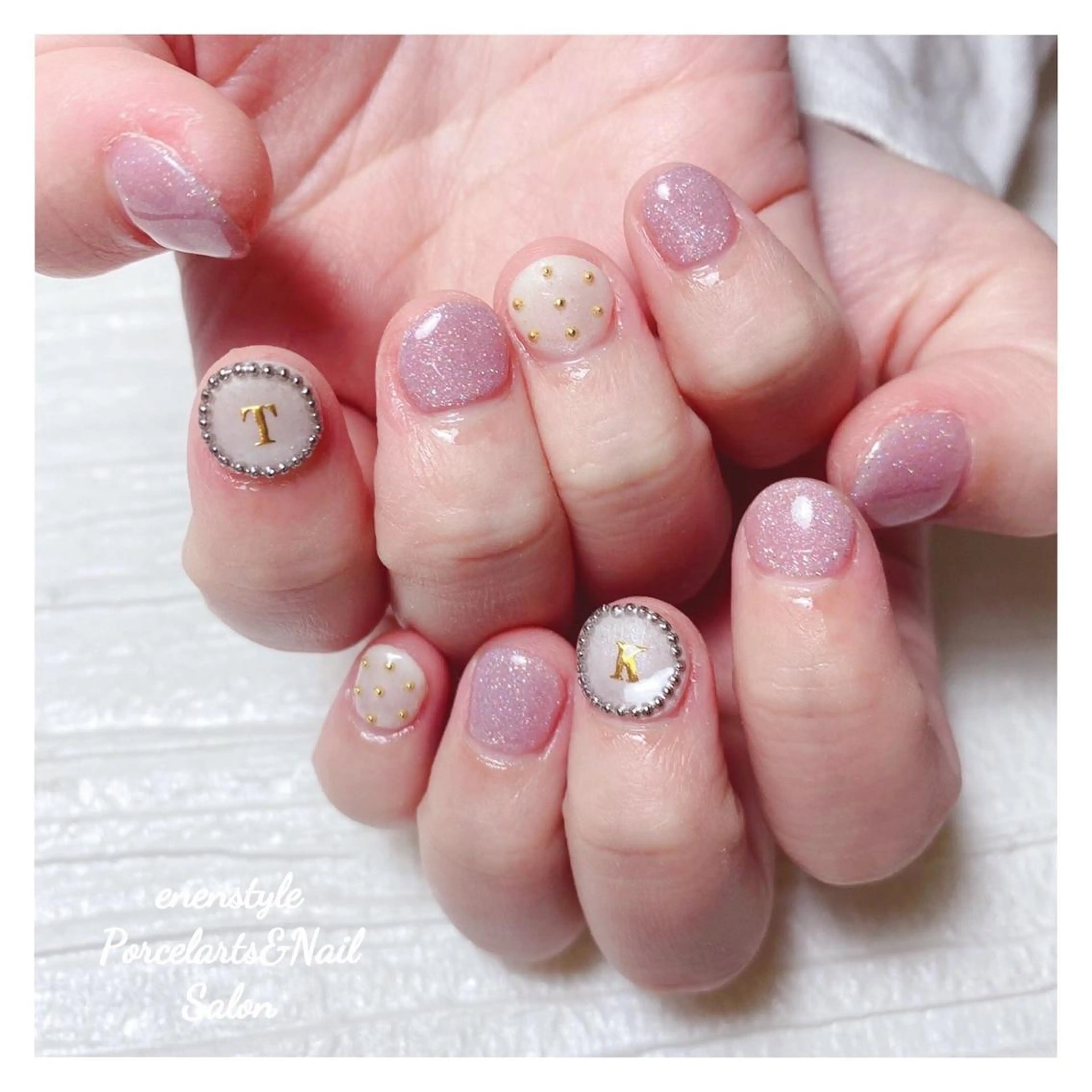 ショート ネイル 👑enen style👑のネイルデザイン