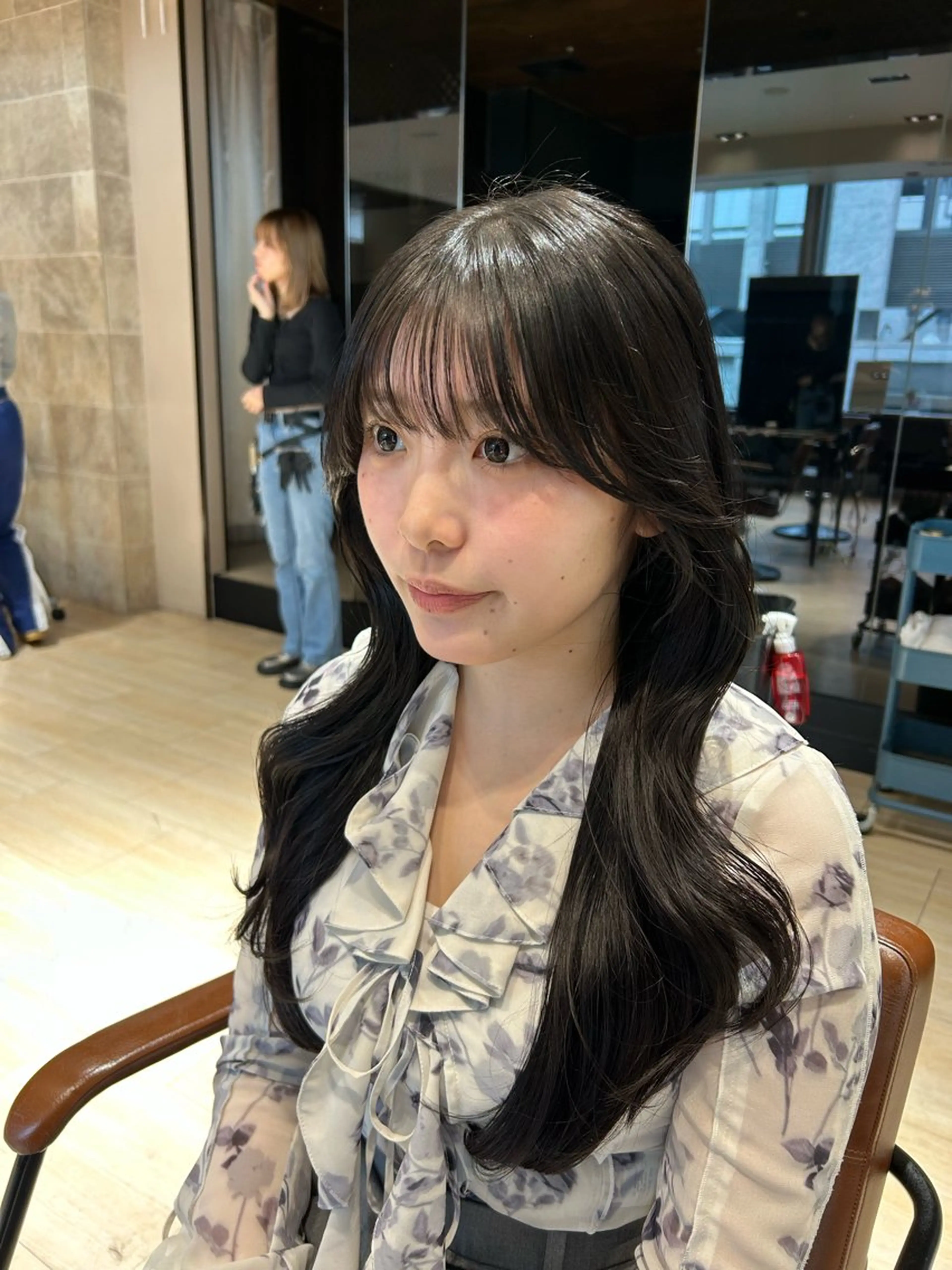 ロング カット ヘアカラー トリートメント 🌼大竹美侑/顔まわ りカット/レイヤーのヘアスタイル