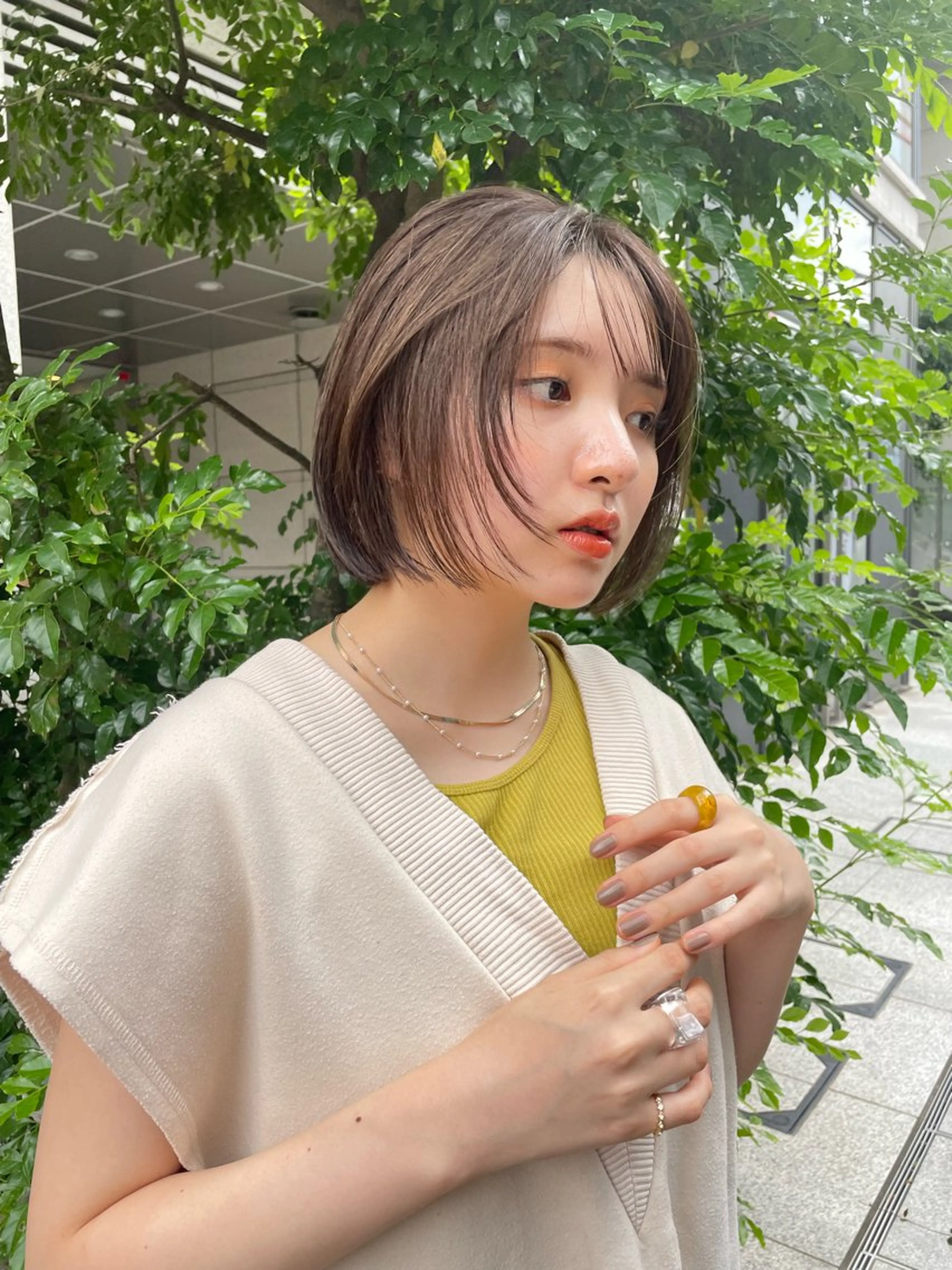 ショート カラー mei|顔まわり ×透明感カラーのヘアスタイル