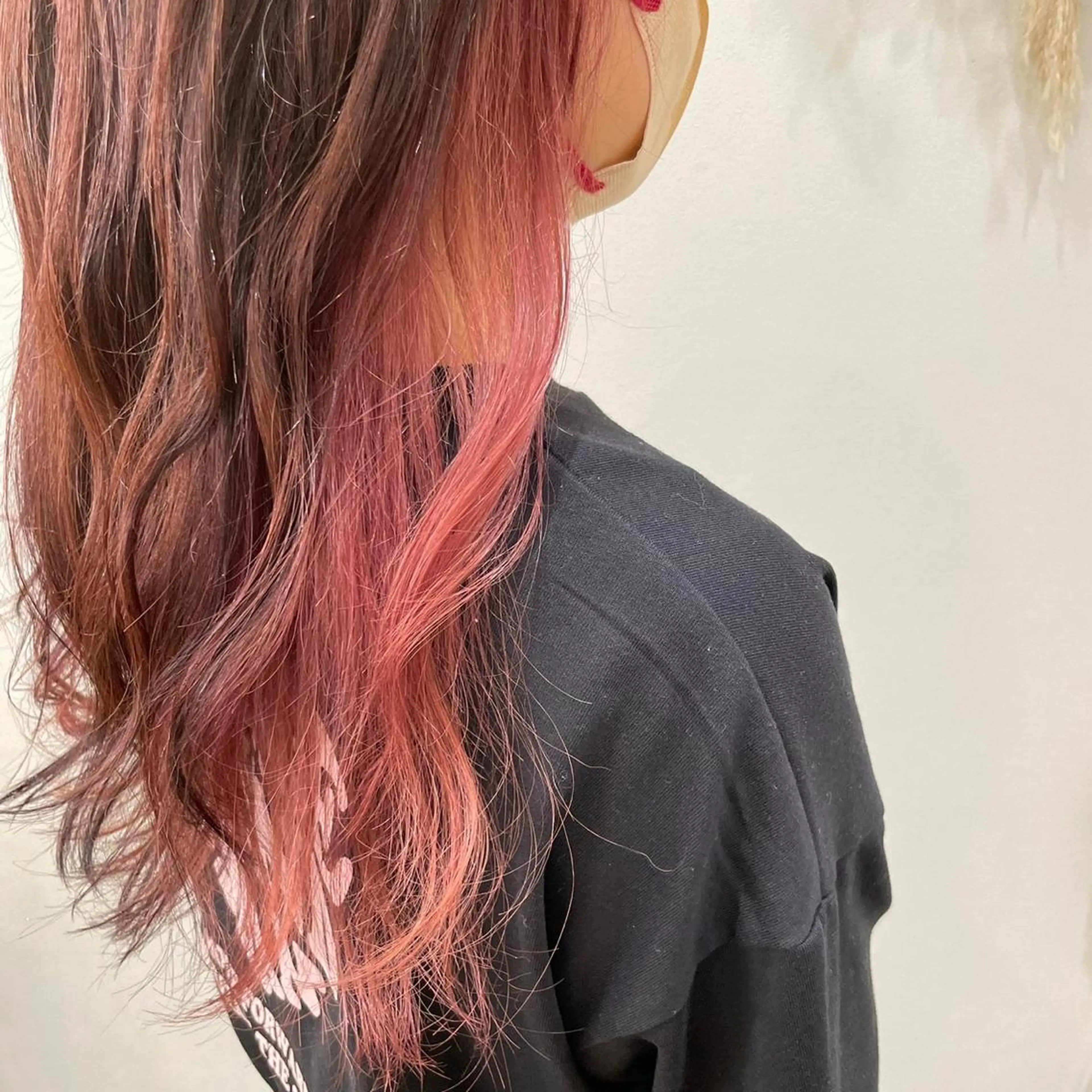 ロング カラー ヘアアレンジ MIRUKA/ 暖色カラー/ベージュのヘアスタイル