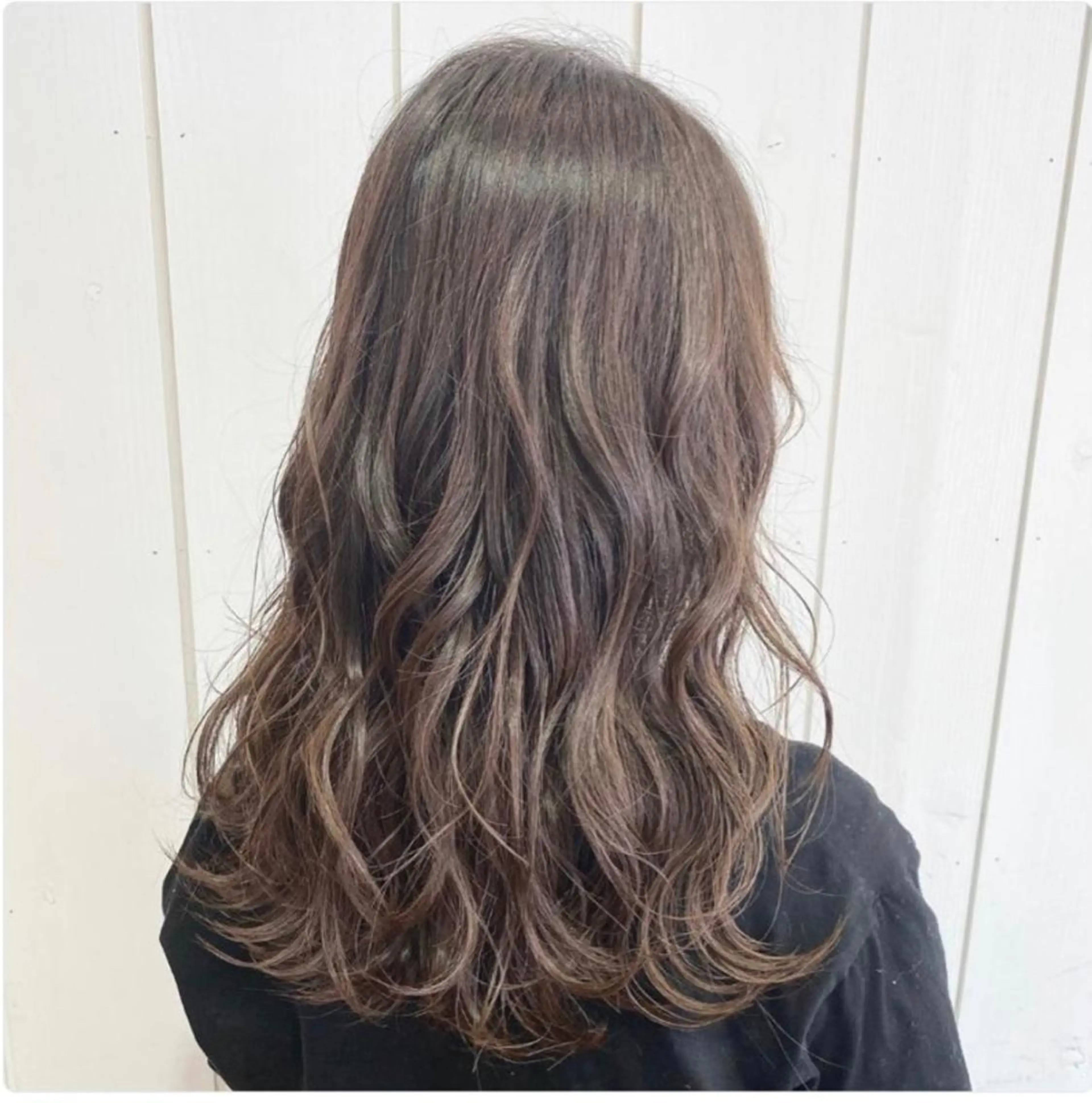 セミロング カラー 🫧吉田 慶子🫧のヘアスタイル