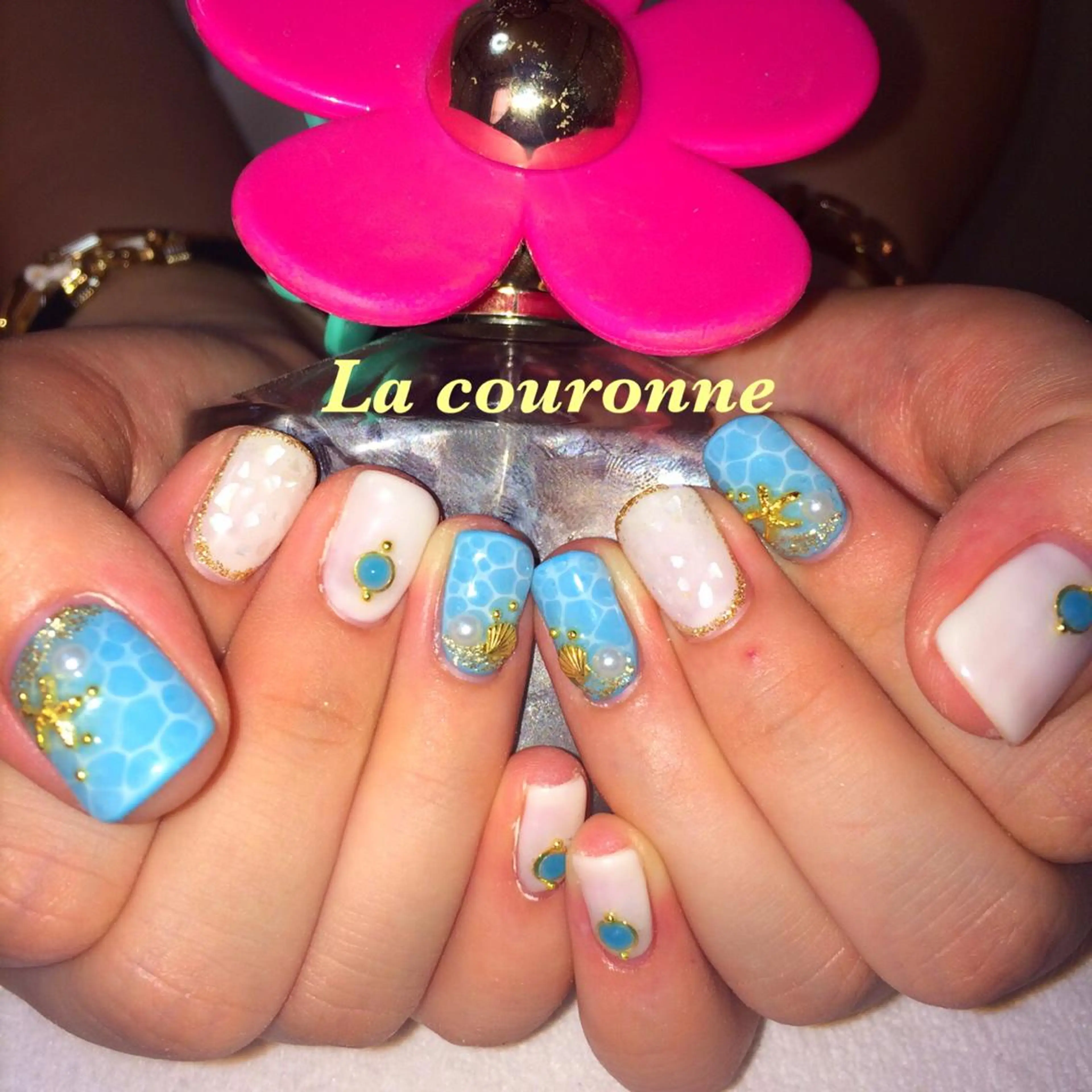 ネイル Lacouronne NATSUMIのネイルデザイン