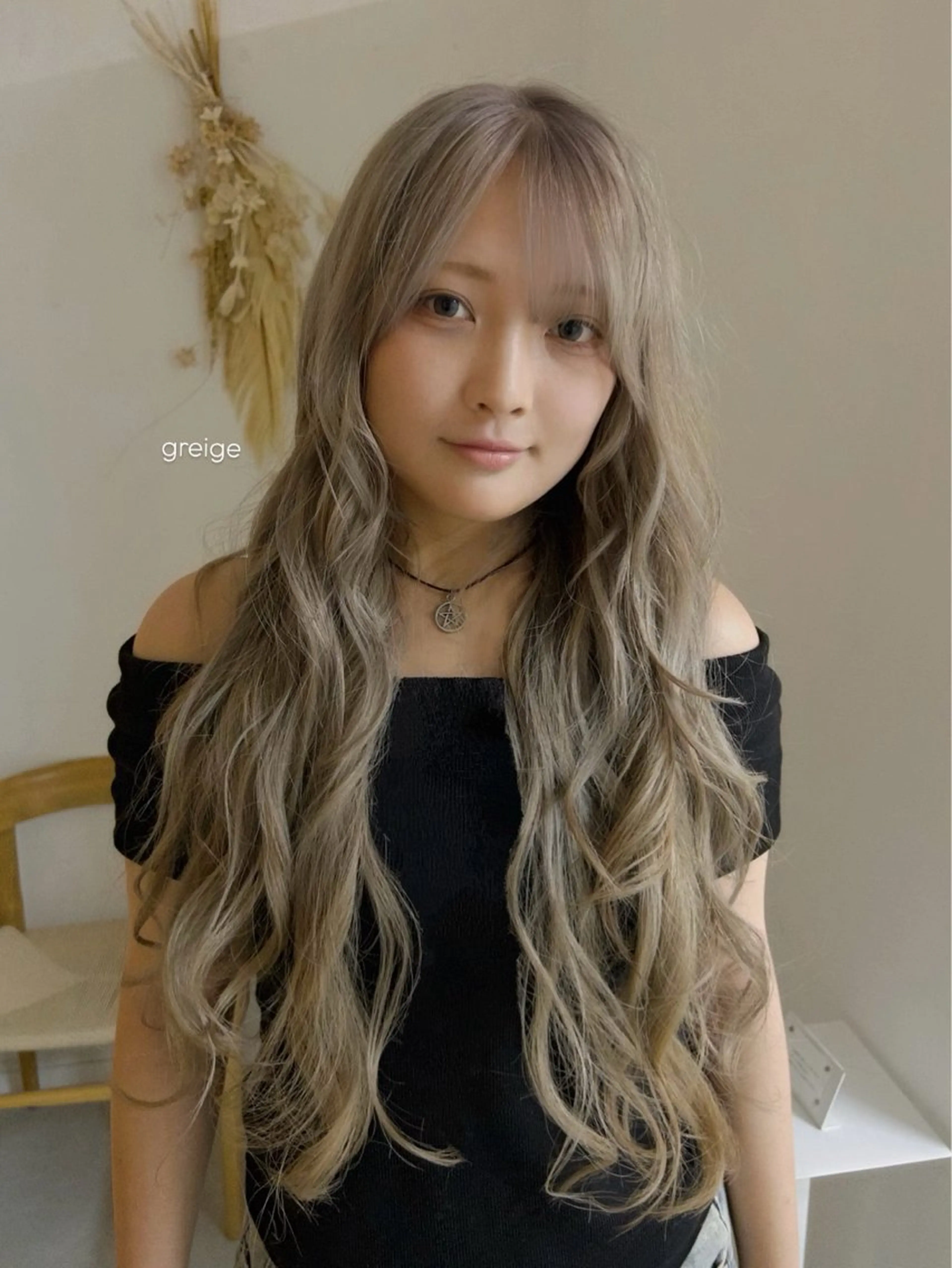 ロング カラー バレイヤージュ ブリーチ グレージュ レイヤーカット ヘアカラー Kii/fiika/ 天神今泉🍑neneのヘアスタイル