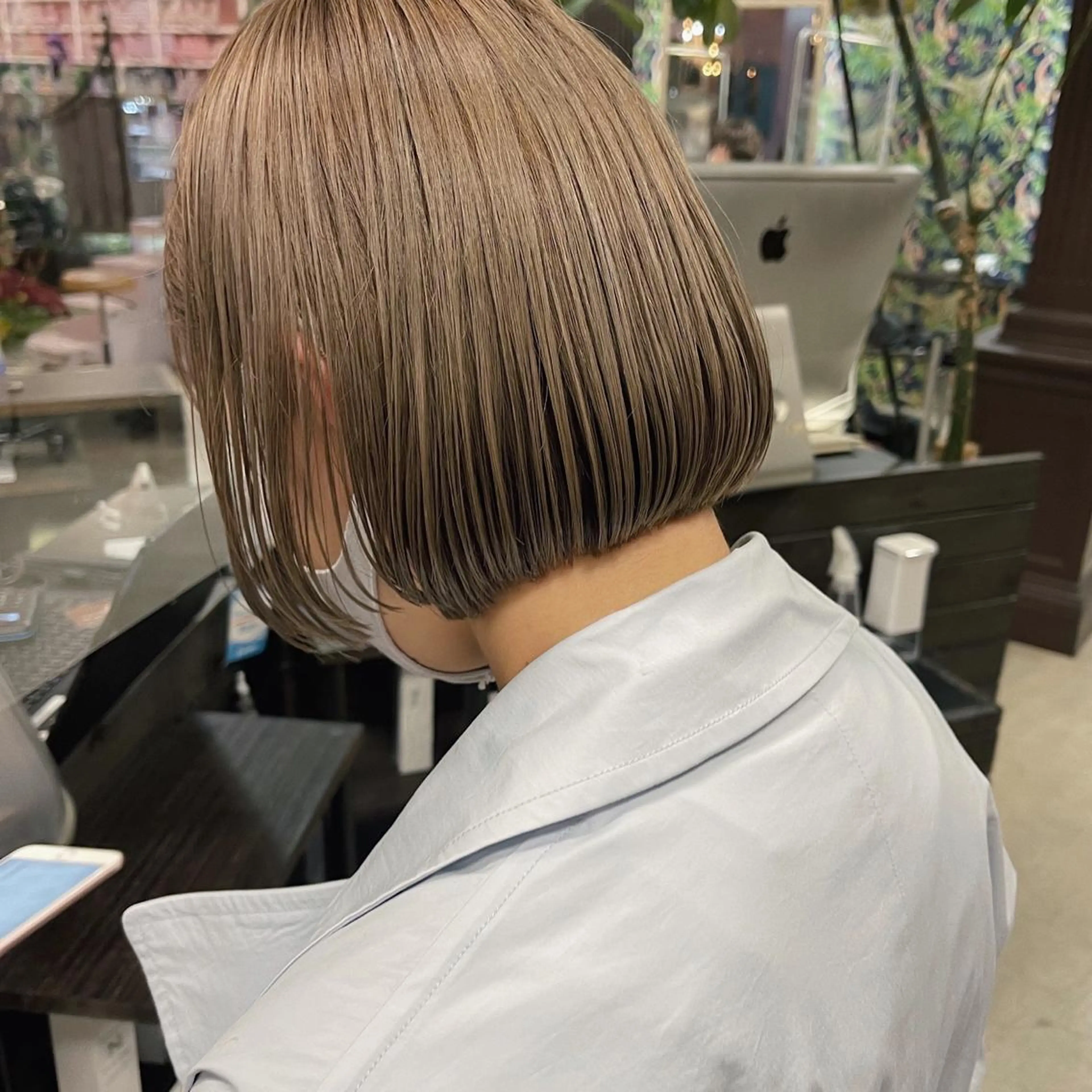 ショート カラー ベージュカラー ブリーチ ケアブリーチ オリーブベージュ カット ヘアカラー トリートメント ハイトーンこそキレイ に◎佐藤雄太のヘアスタイル