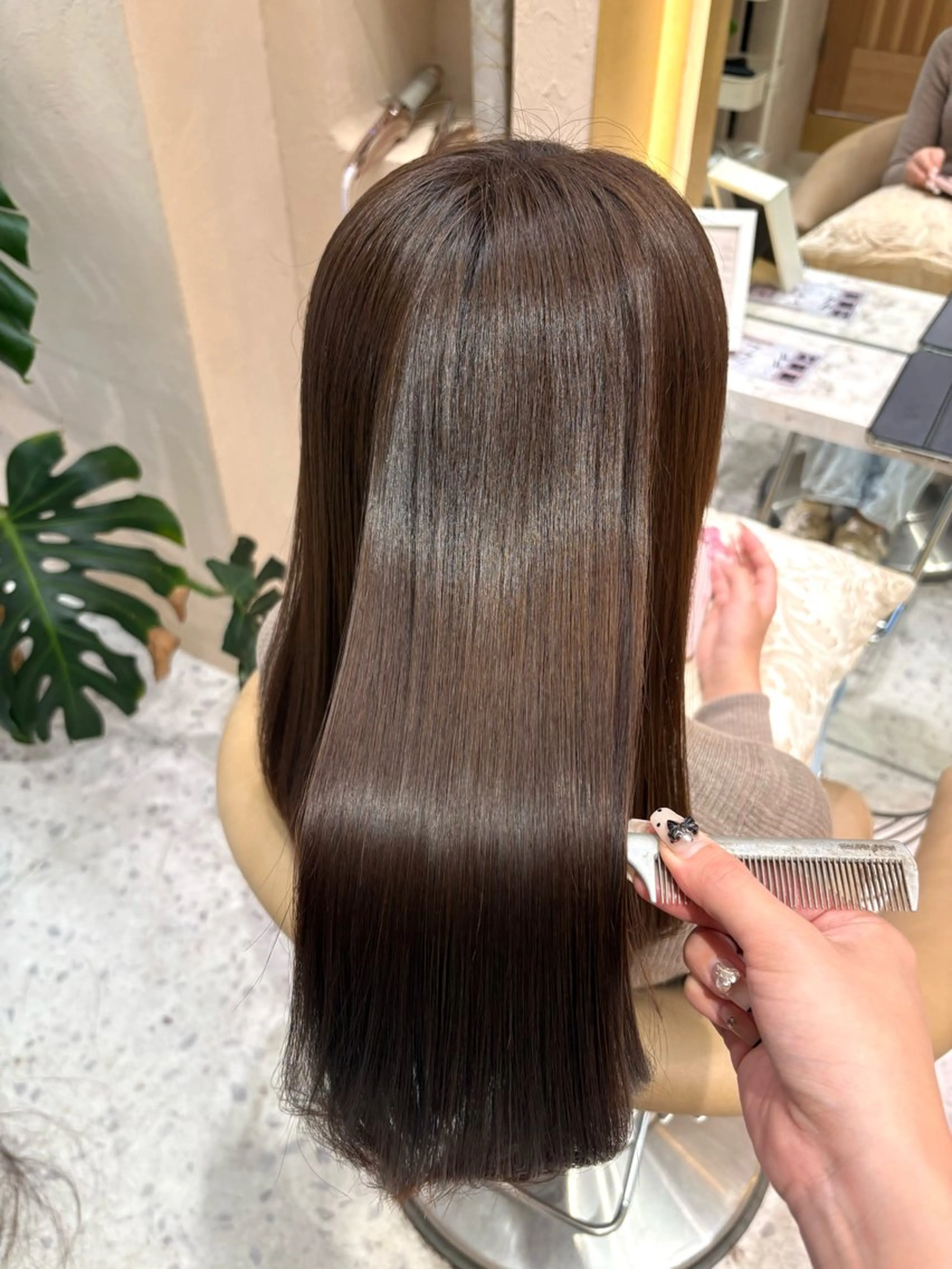 ロング カット ヘアカラー トリートメント Kanami/韓国風 /艶カラーのヘアスタイル