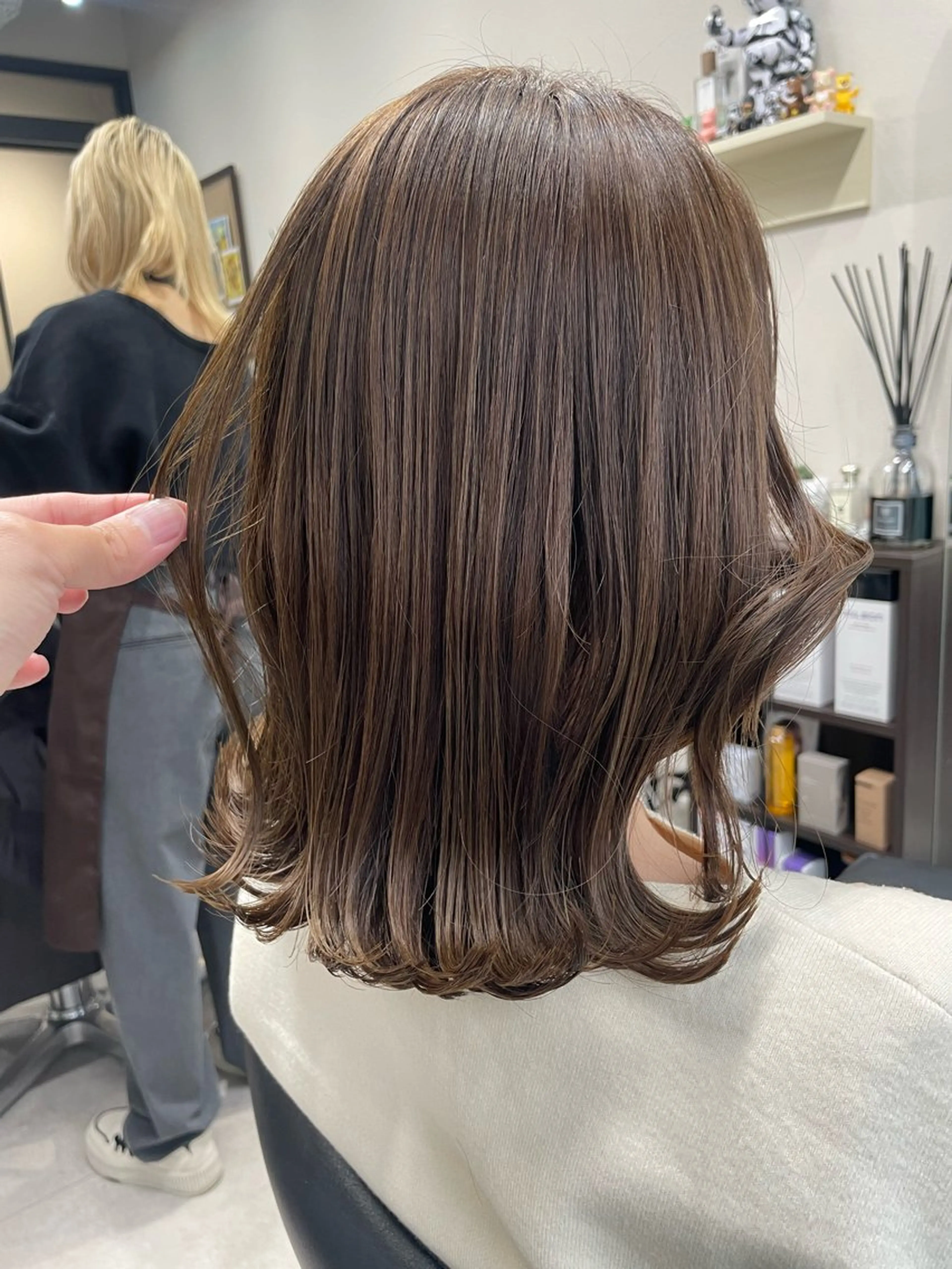 ミディアム カラー カット ヘアカラー トリートメント 髪質改善will hairdesignのヘアスタイル