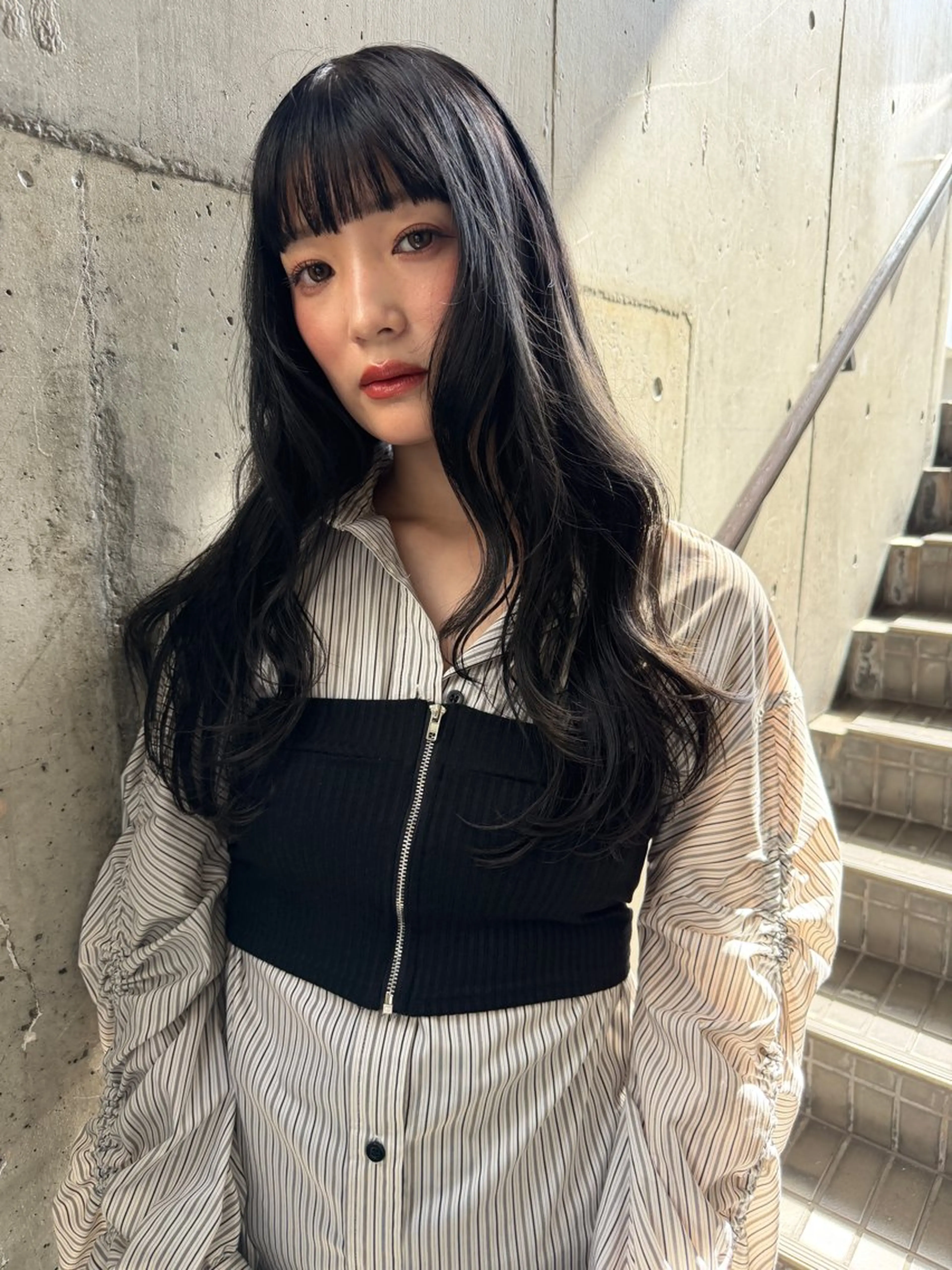 ロング カラー アディクシーカラー バレイヤージュ ブリーチ ケアブリーチ 透明感カラー カット ヘアカラー トリートメント Grow by NYNY 打越裕樹のヘアスタイル