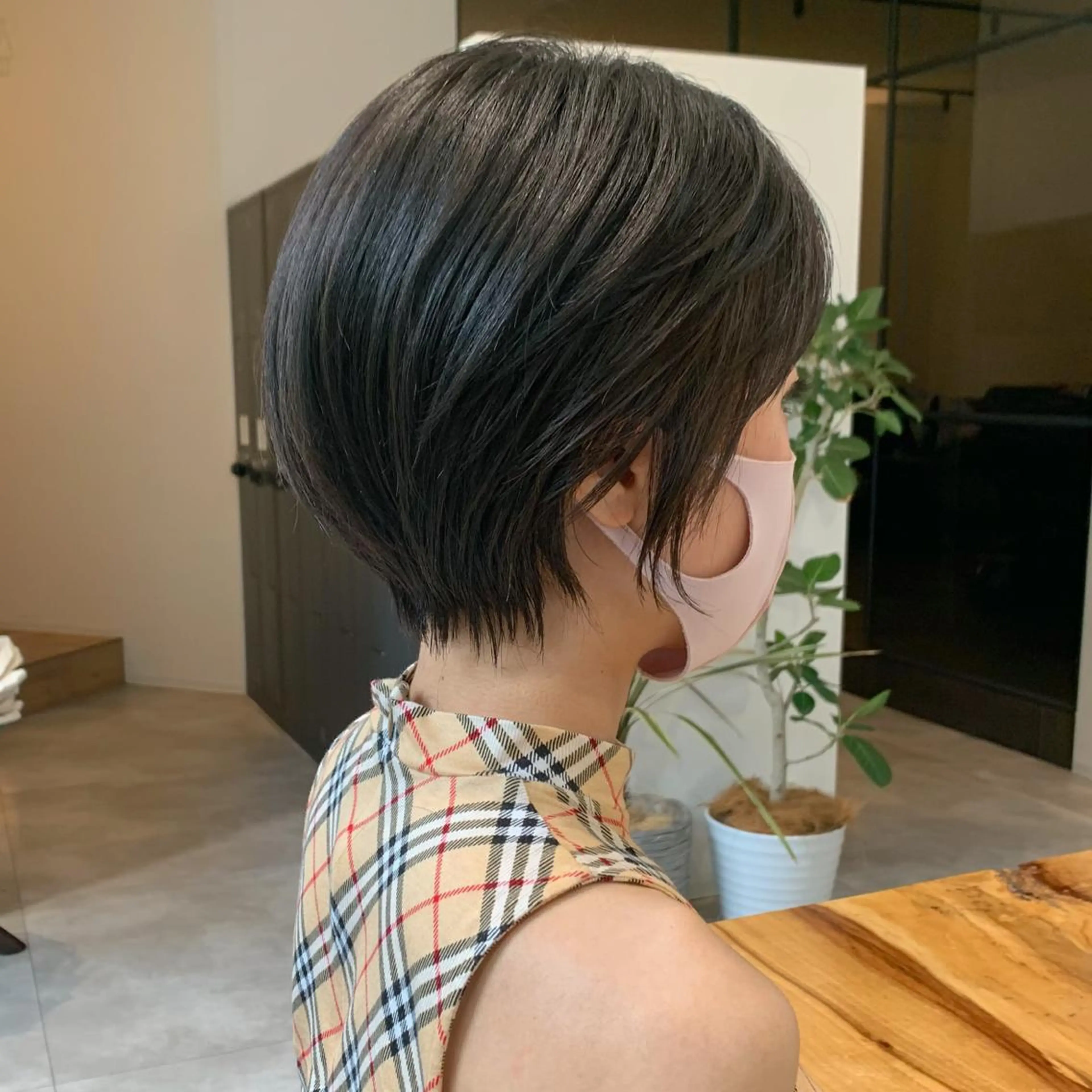 ショート カラー VIEW.GINZA所属・似合わせショート広瀬 和輝のヘアスタイル