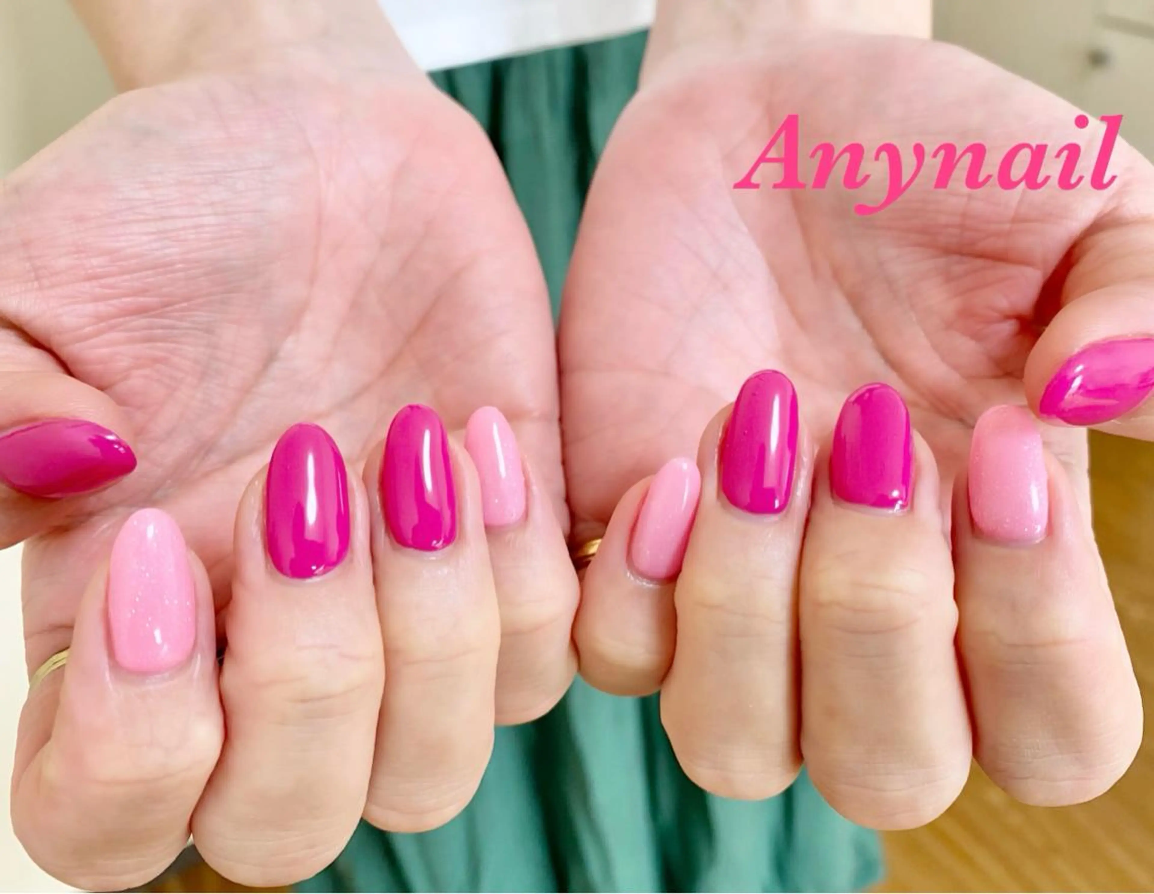 ネイル ブルー ワンカラーネイル ピンク ハンドネイル 岩澤 恵子のネイルデザイン