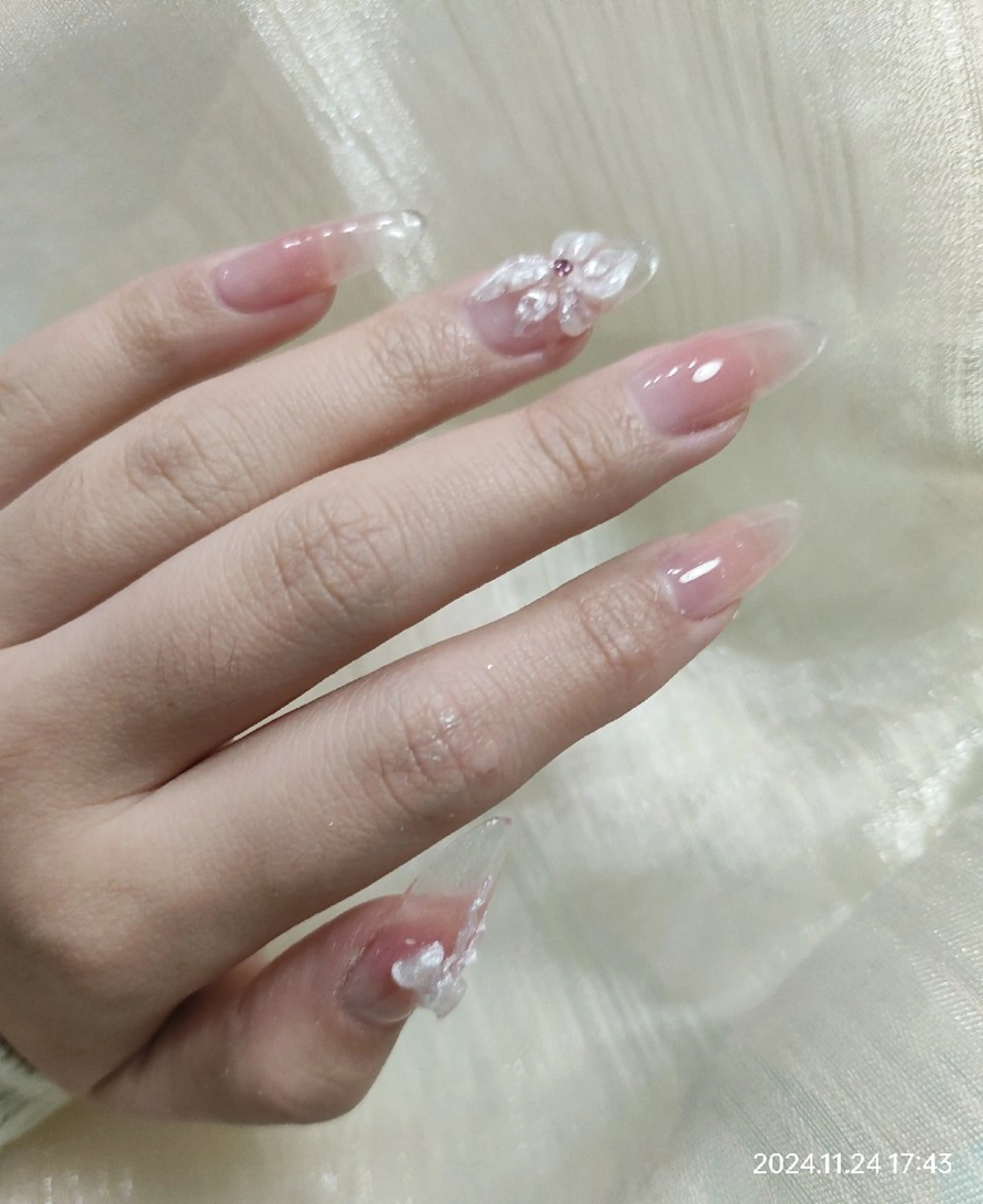 ネイル nail circlesのネイルデザイン