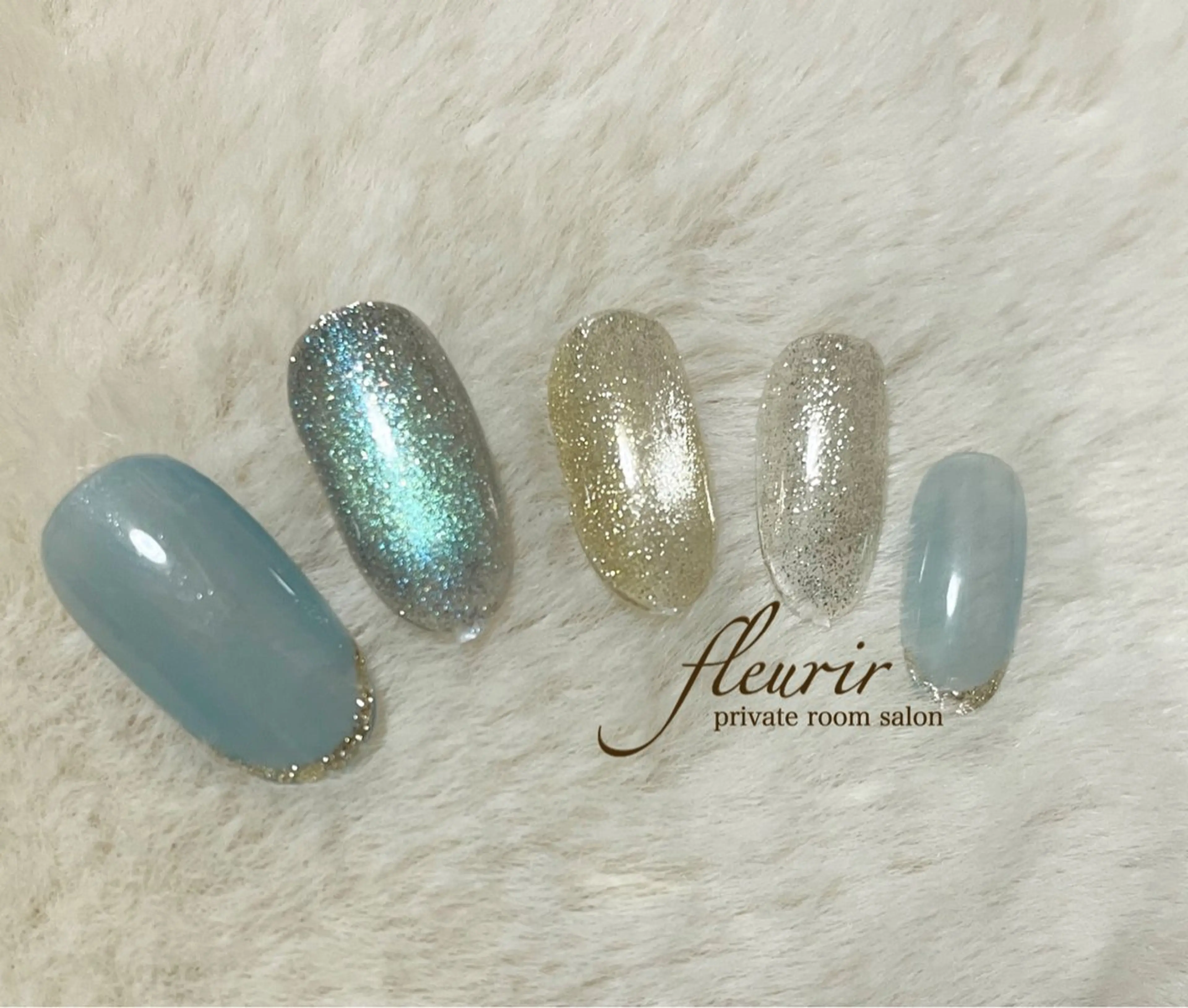 ネイル ブルー ゴールド グリーン ラメ(グリッター) マグネットネイル フルリール 【プライベートサロンのネイルデザイン