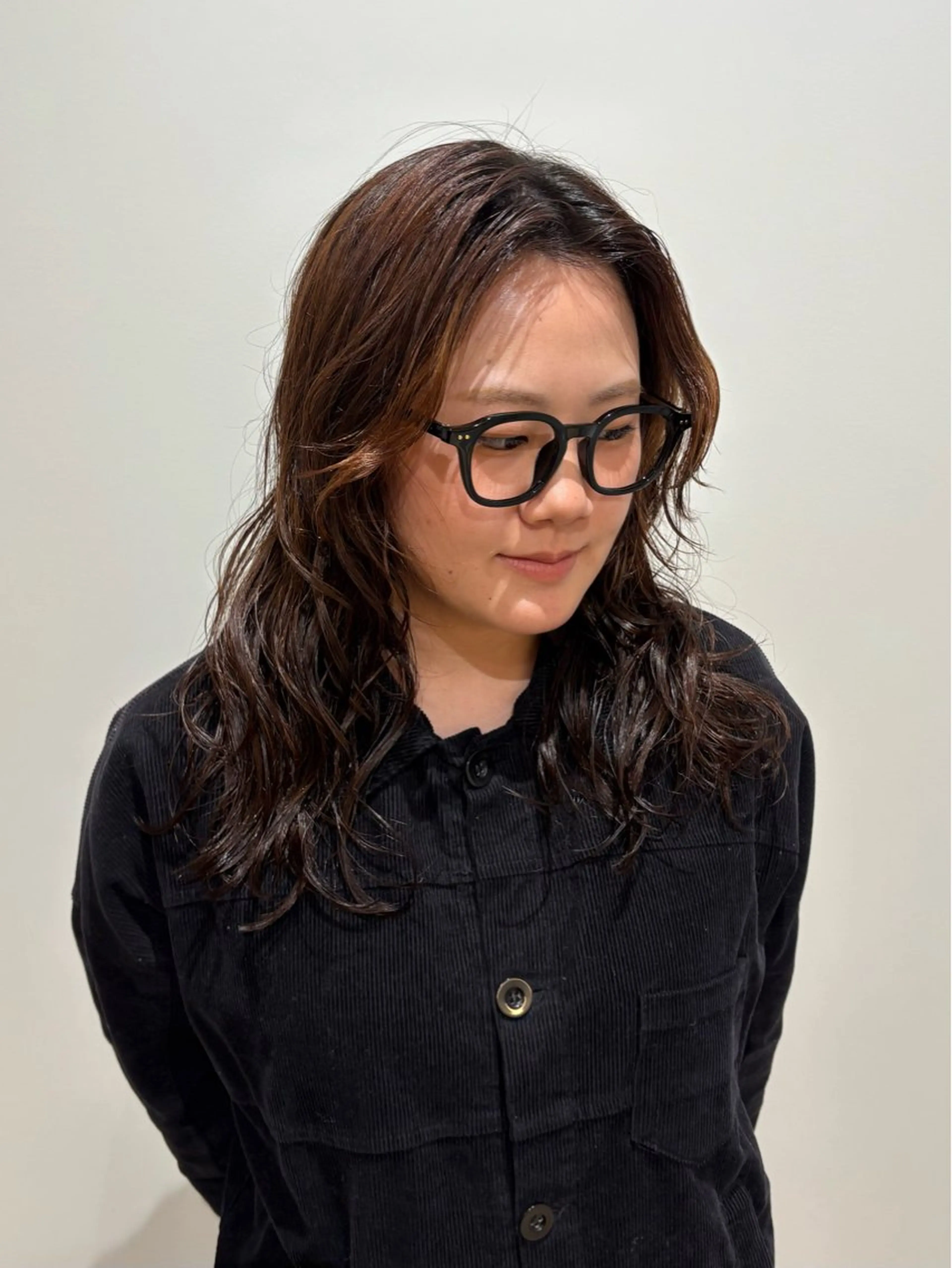 セミロング パーマ セミロングパーマ ナカジユイ 〈完全個室〉のヘアスタイル