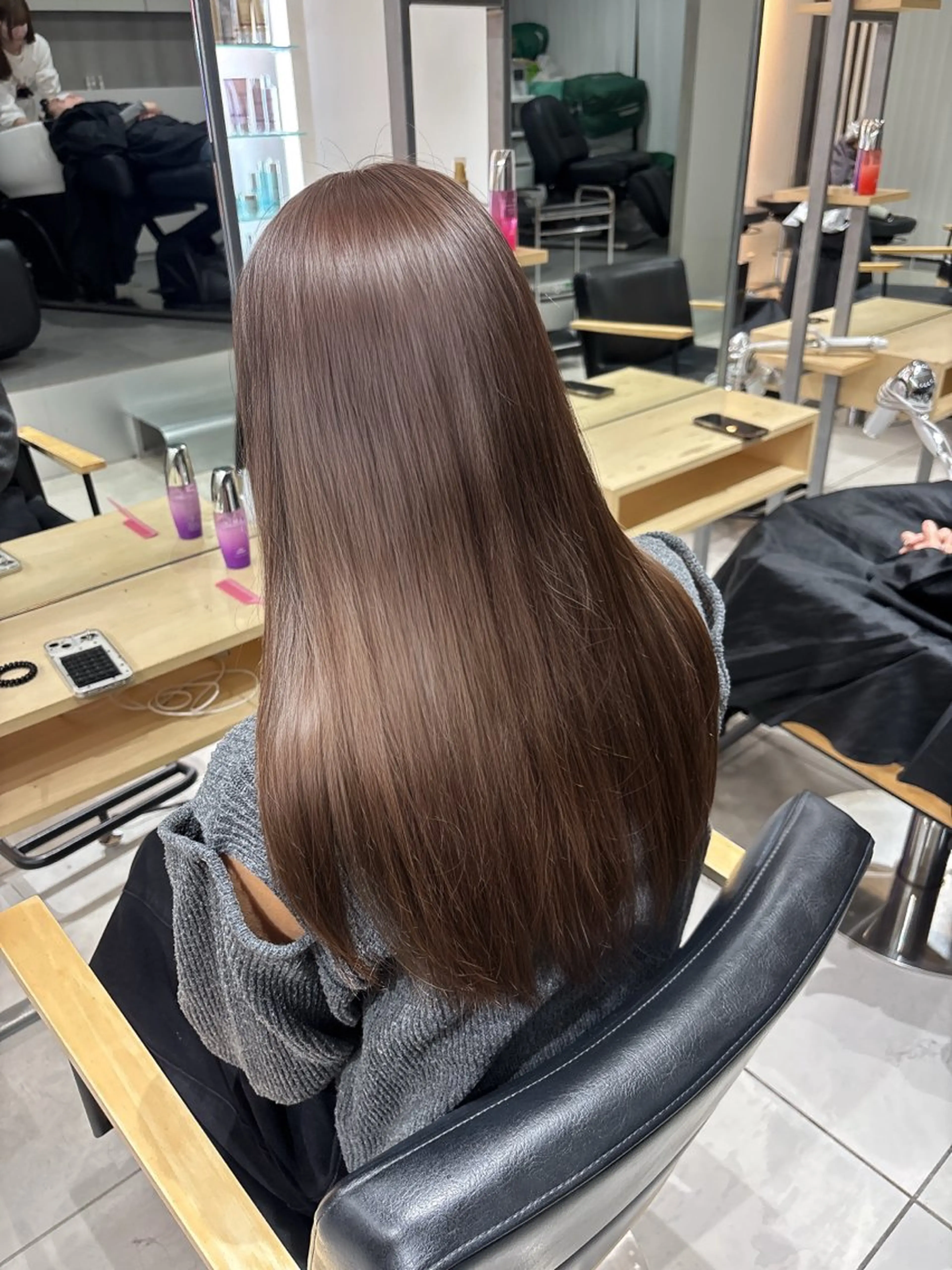 ロング カラー ヘアアレンジ ヘアカラー トリートメント ヘッドスパ ベージュ/グレージュ 🧸あやか/表参道のヘアスタイル