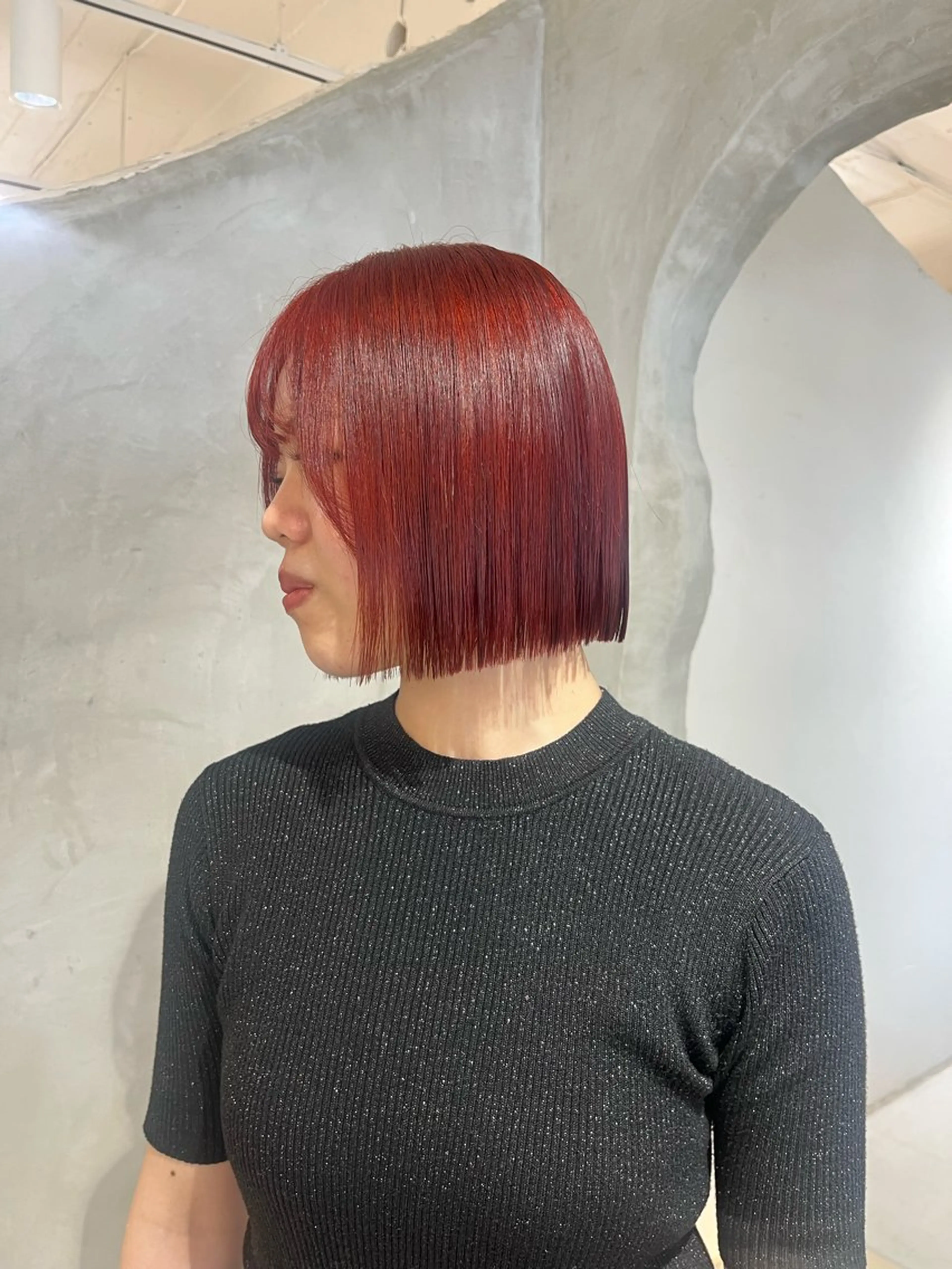 ミディアム 切りっぱなしボブ ボブ カット ヘアカラー トリートメント 切りっぱなしボブ/ 艶カラー/綾莉のヘアスタイル
