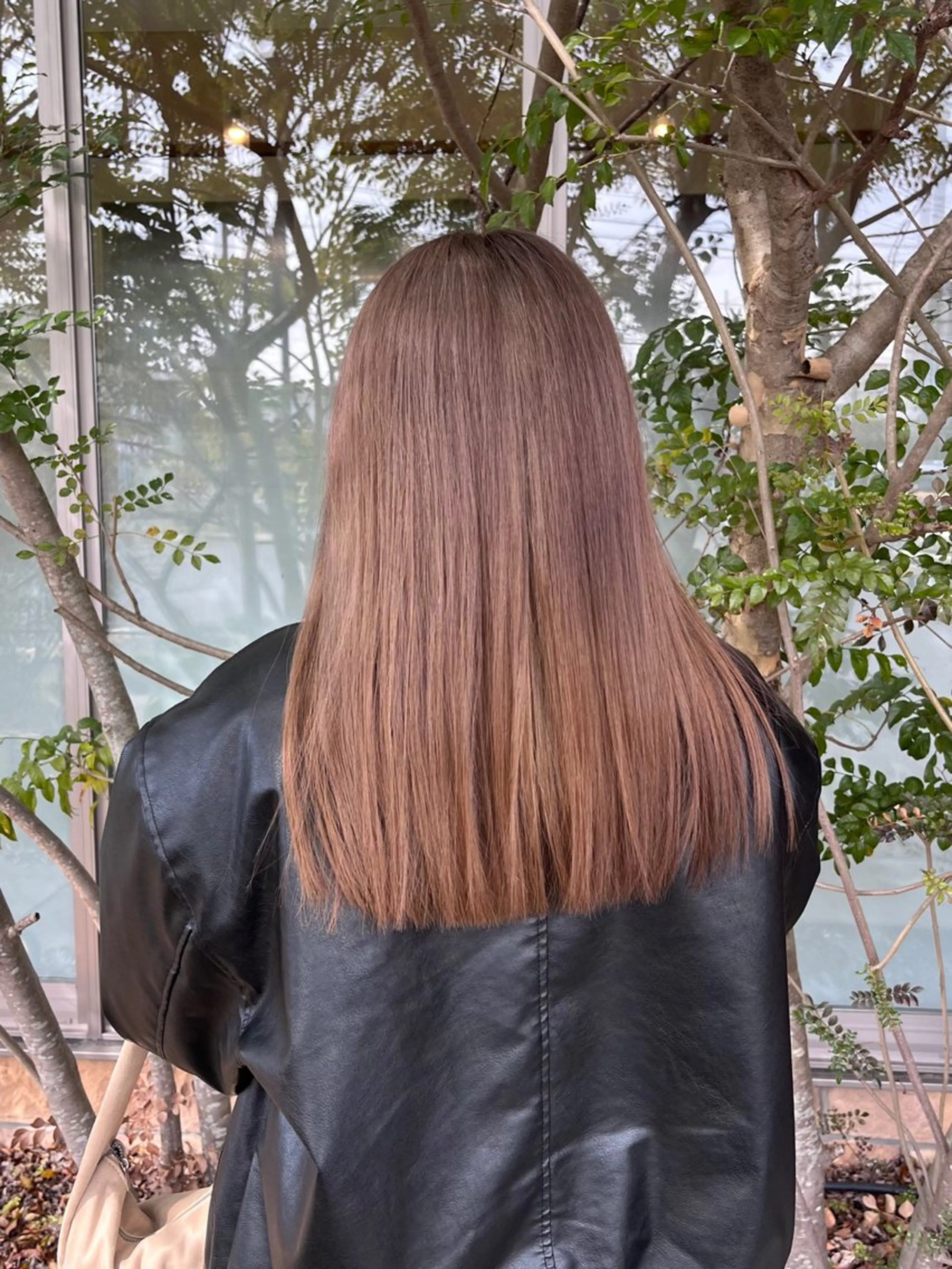 ロング ヘアカラー トリートメント SERA / TAIGAのヘアスタイル