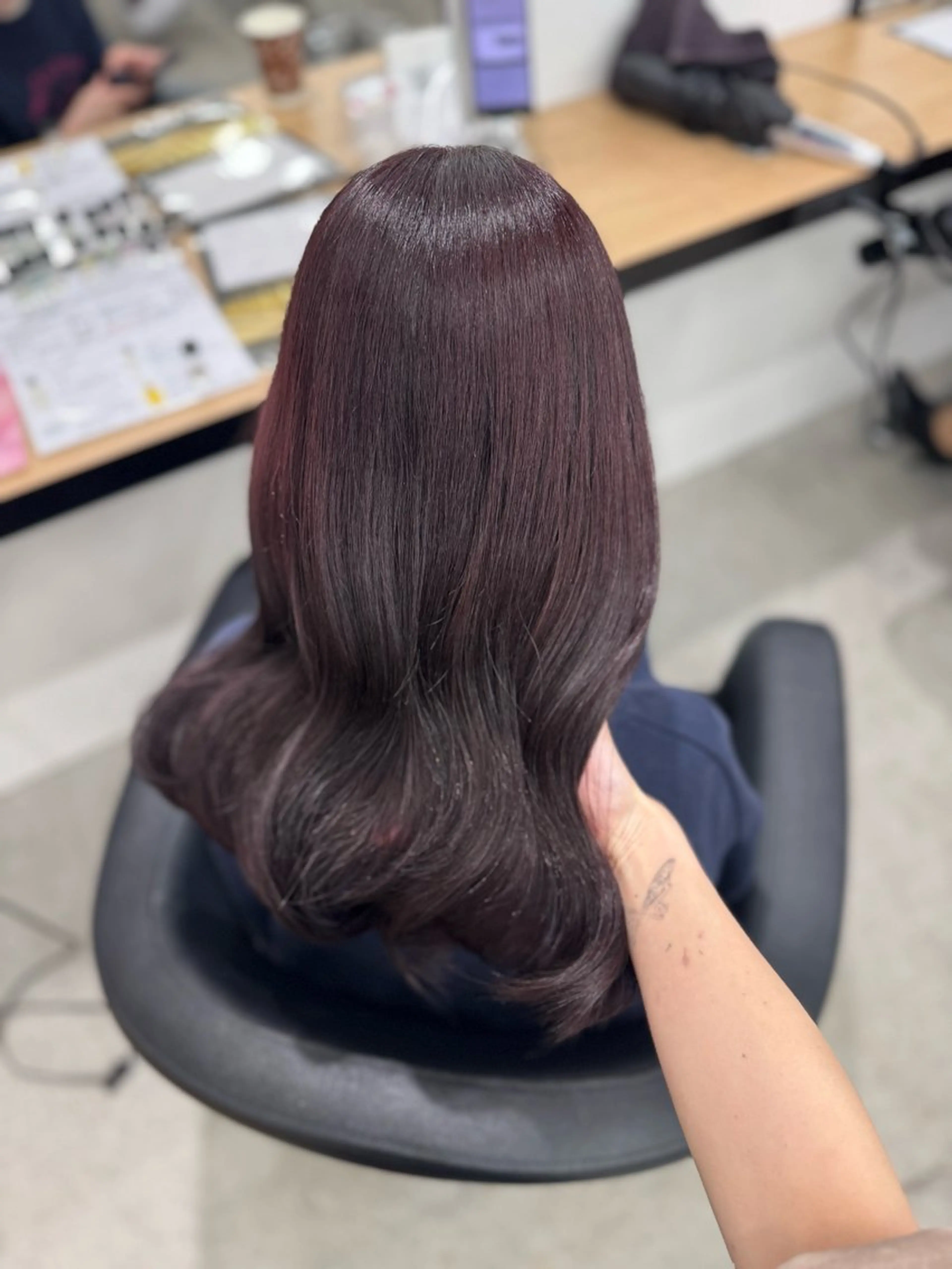 セミロング カラー ヘアアレンジ カット ヘアカラー トリートメント ヘアセット 🤍淡色ピンク&ラベ ンダーYUKI🤍のヘアスタイル