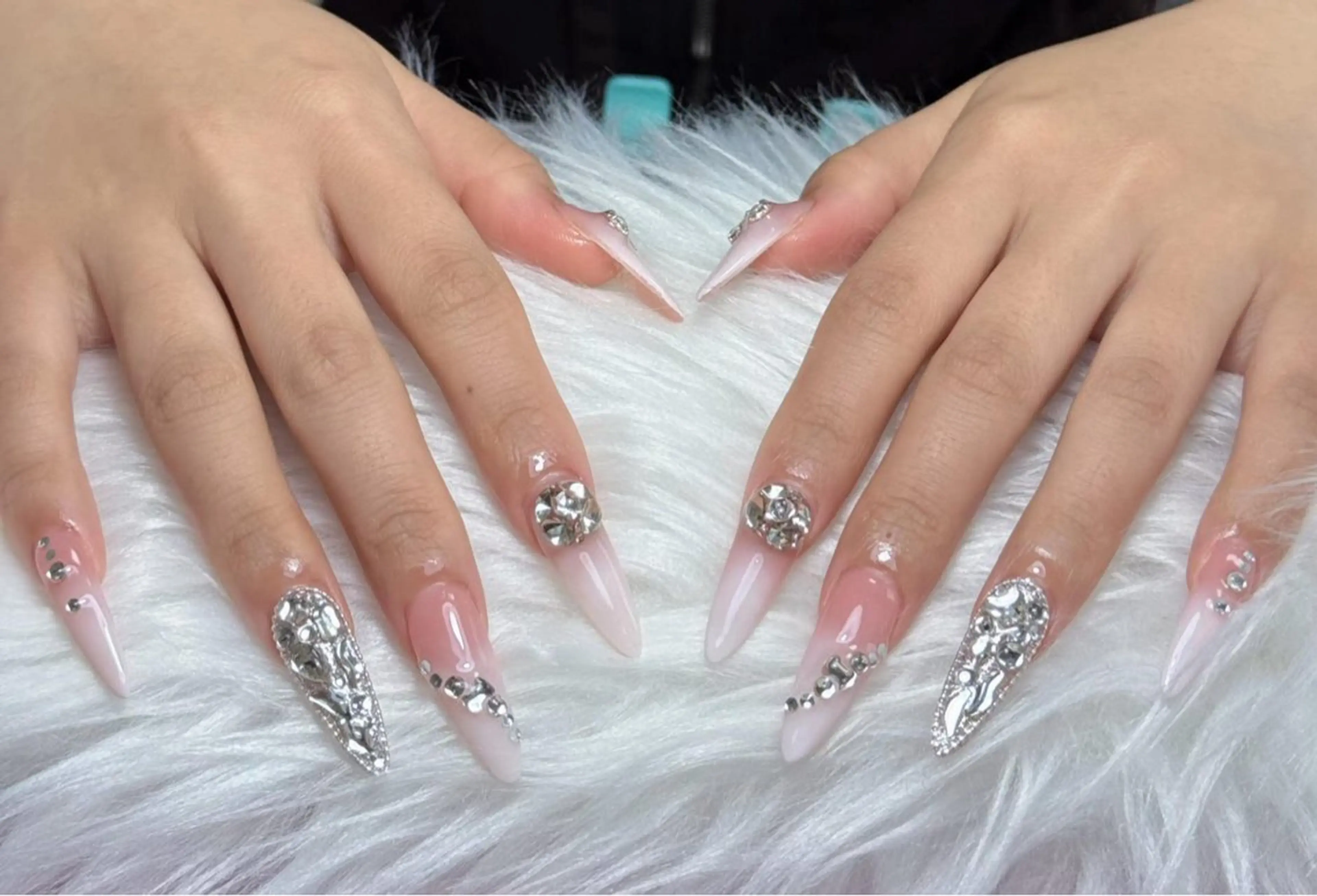 ネイル 小島 千尋のネイルデザイン