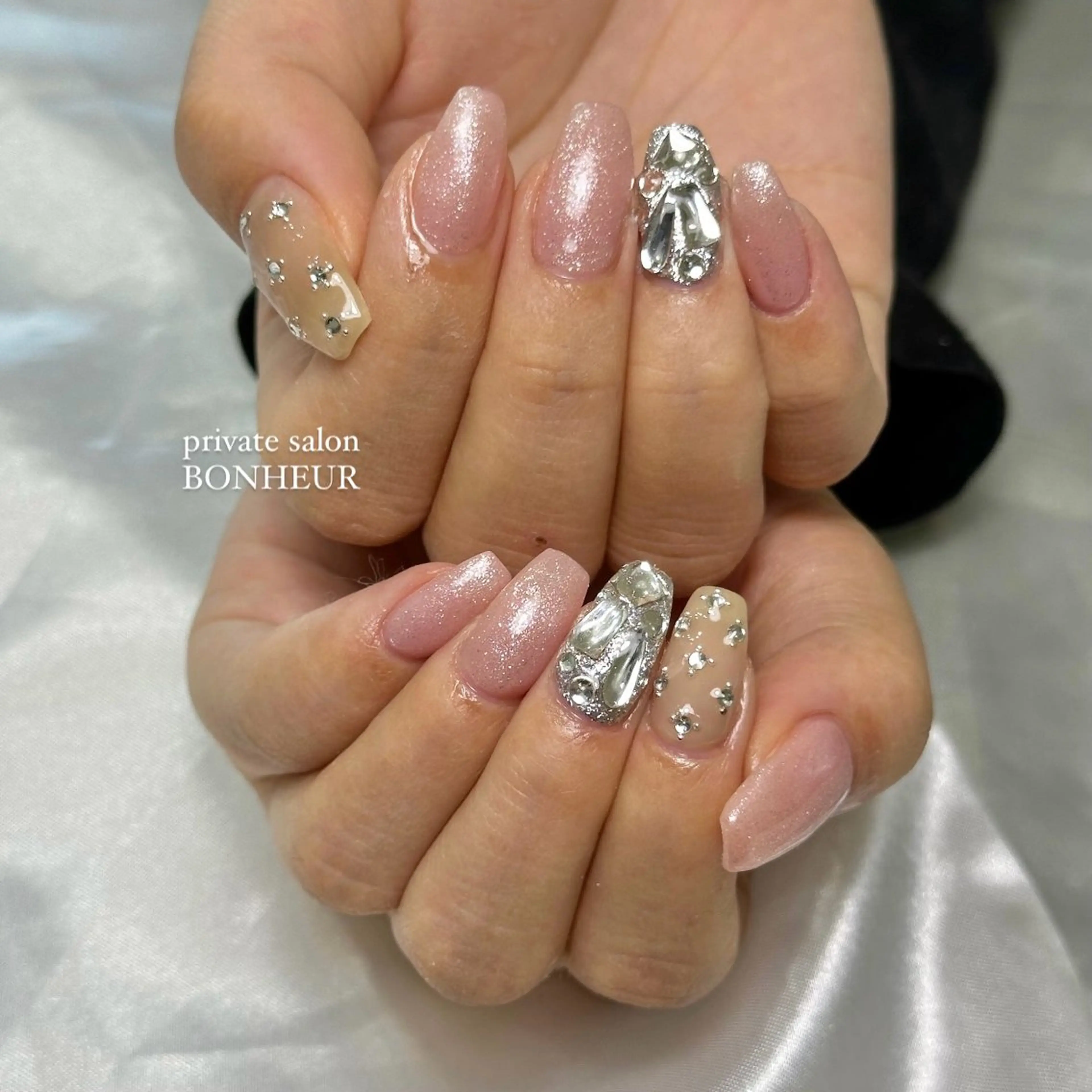 ネイル ハンドネイル BONHEUR Annaのネイルデザイン