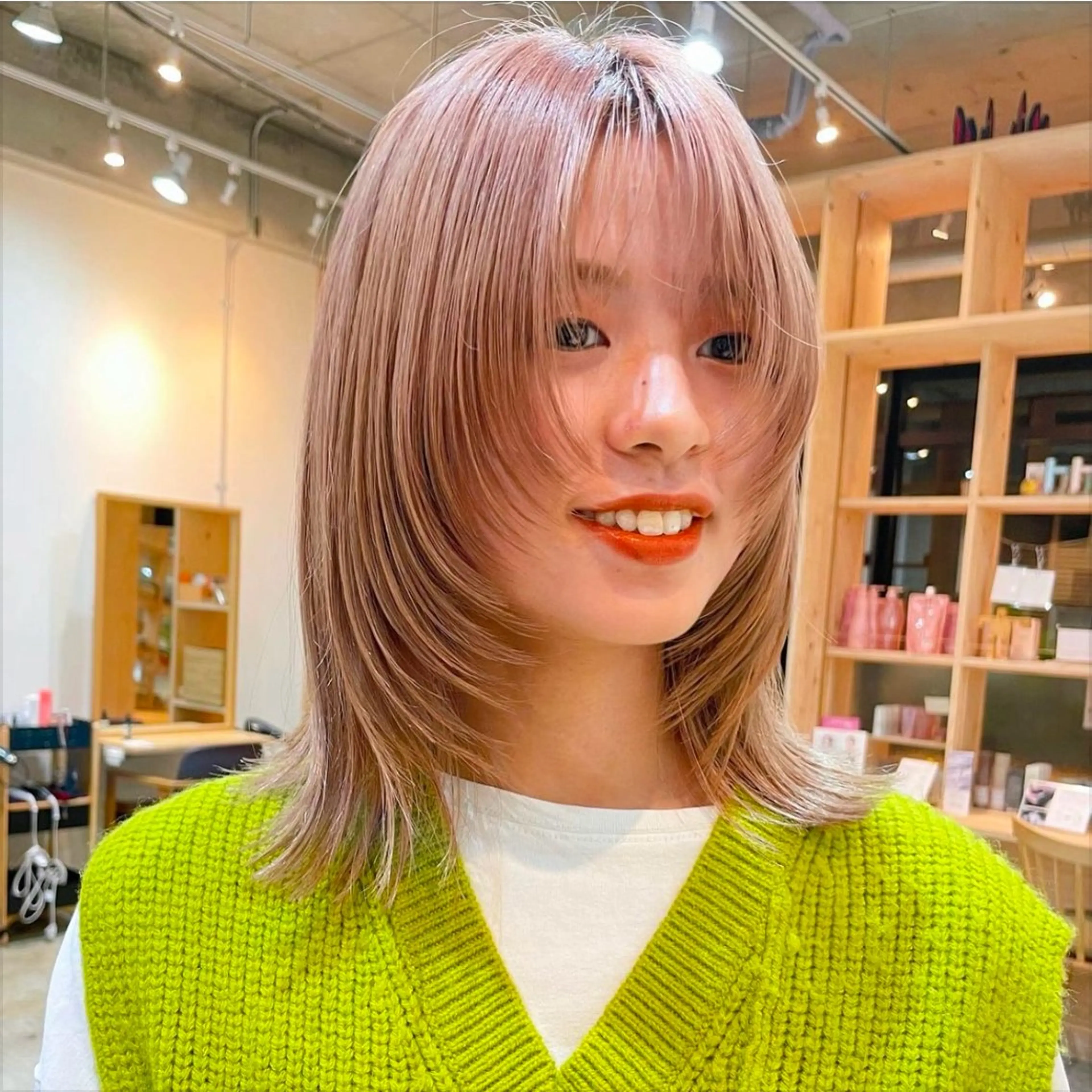 カラー カット 透明感カラー/レイ ヤー/Nana🌈のヘアスタイル