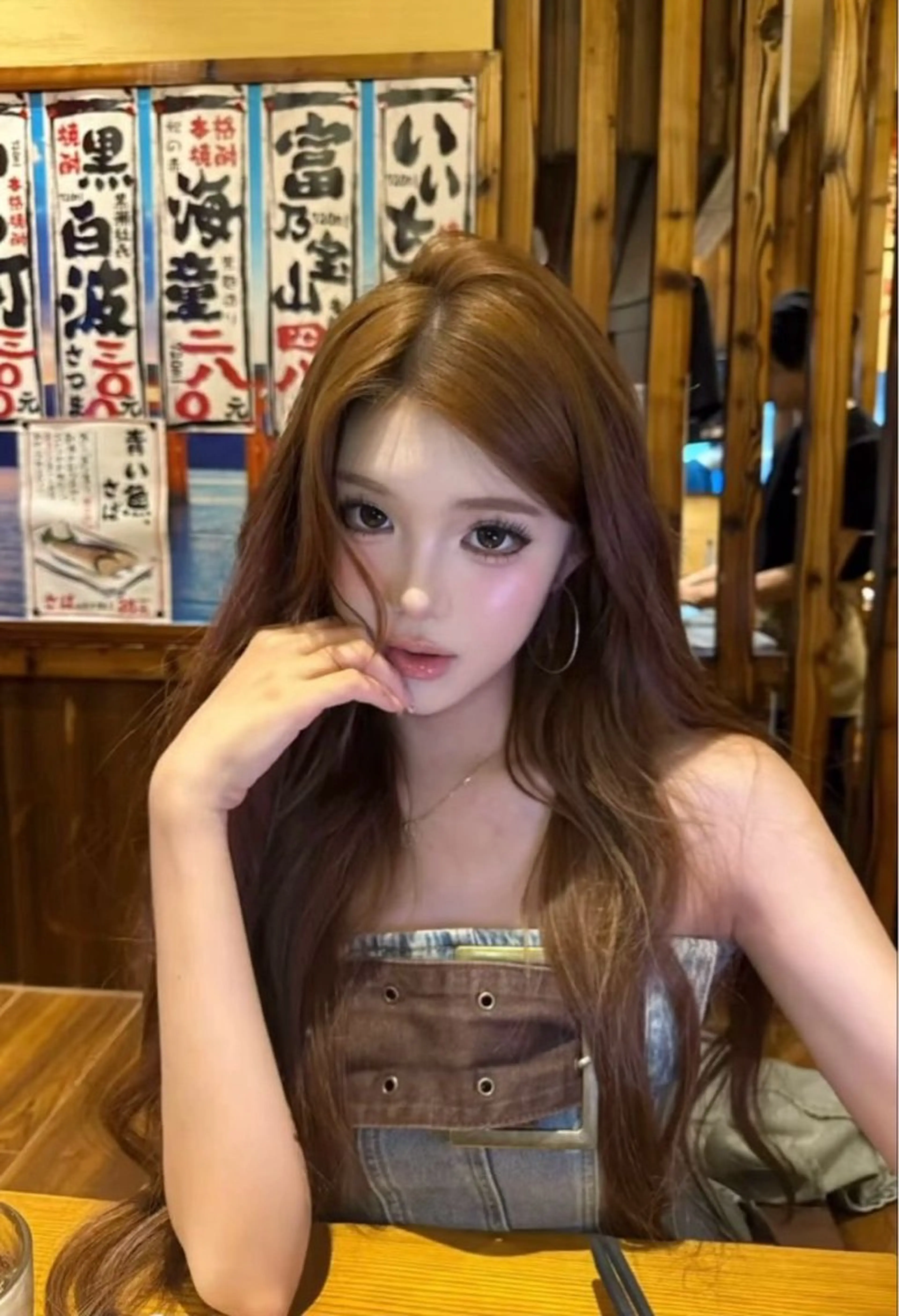 ロング カラー ベージュカラー ブリーチ ダブルカラー ブリーチなしカラー 小顔カット カット ヘアカラー トリートメント 原宿／ワンホンヘア SAAYA🖤のヘアスタイル