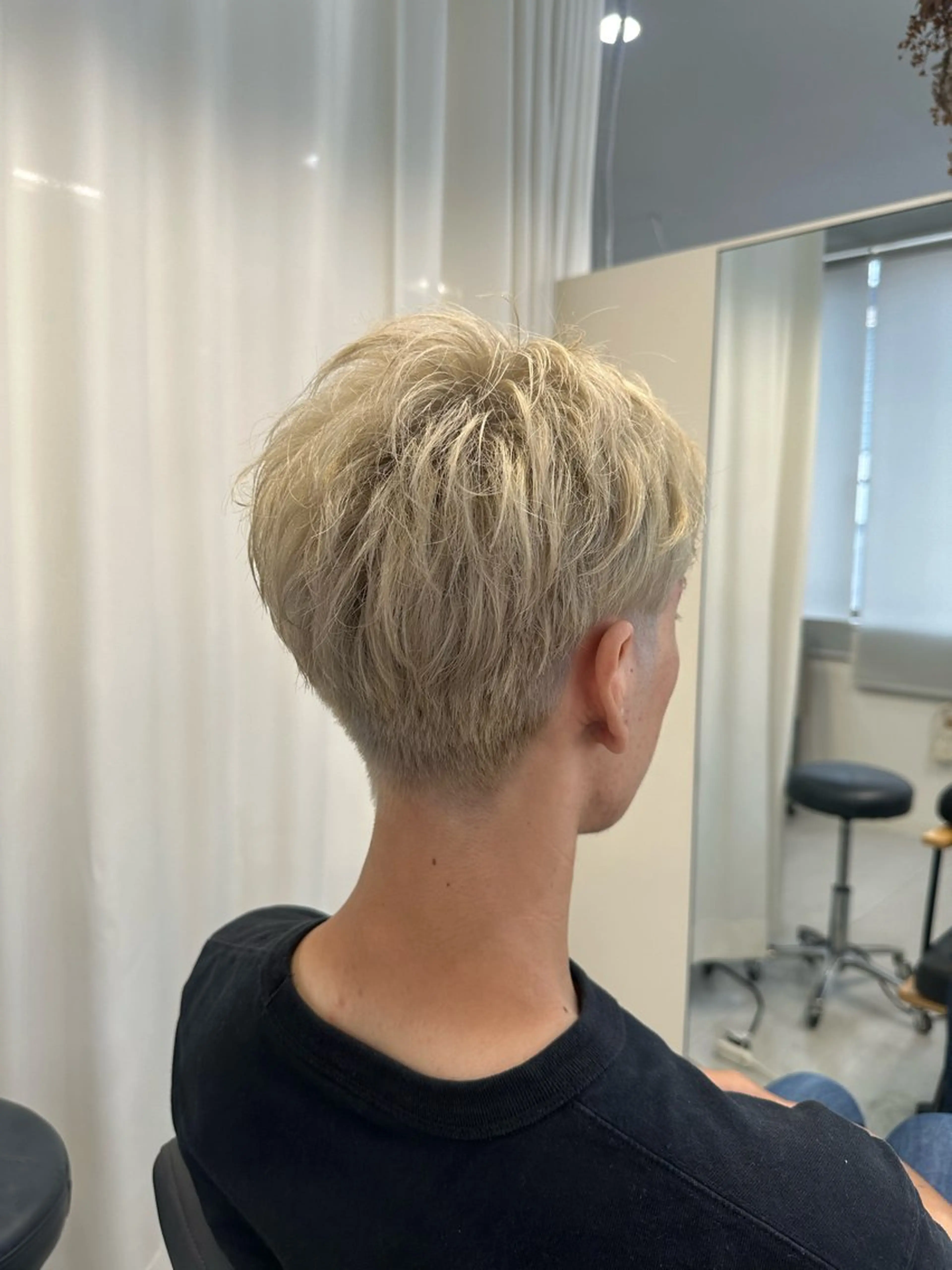 カラー jiji /北四番丁 押切瑠奈のヘアスタイル