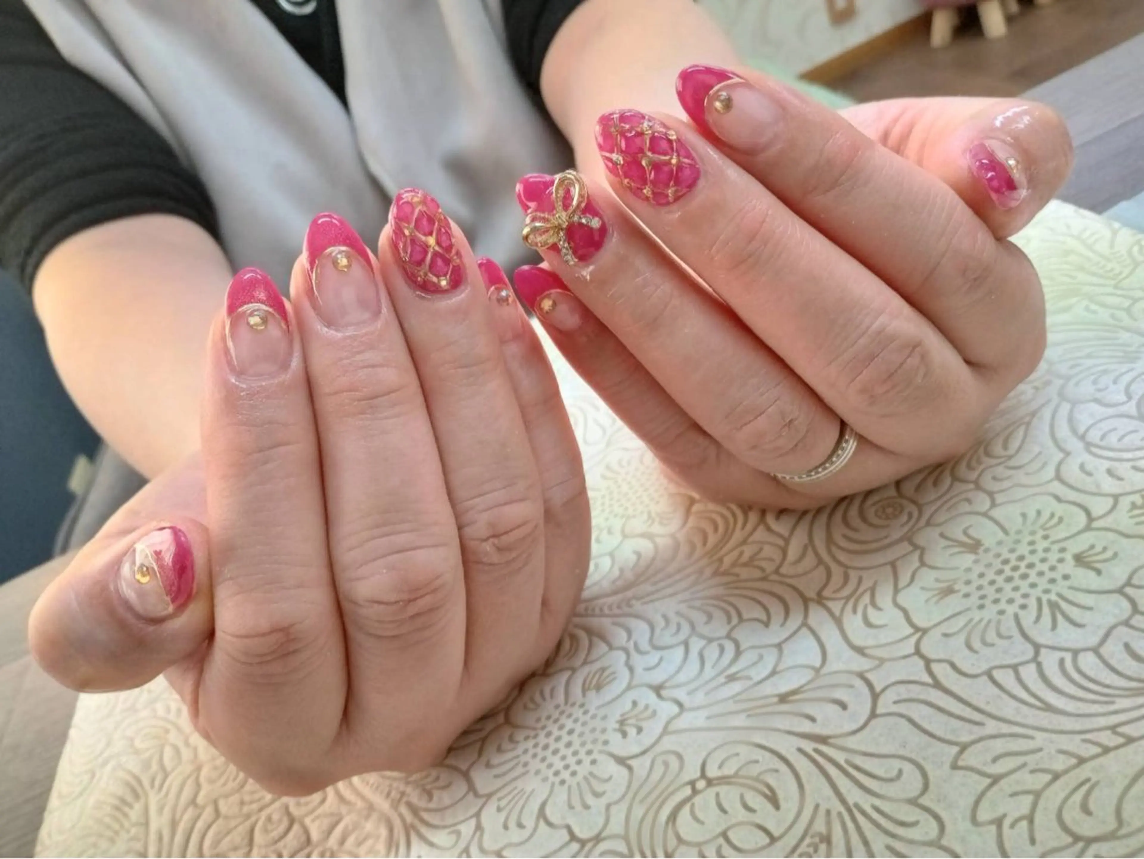ネイル フラワーネイル precious nail roomのネイルデザイン