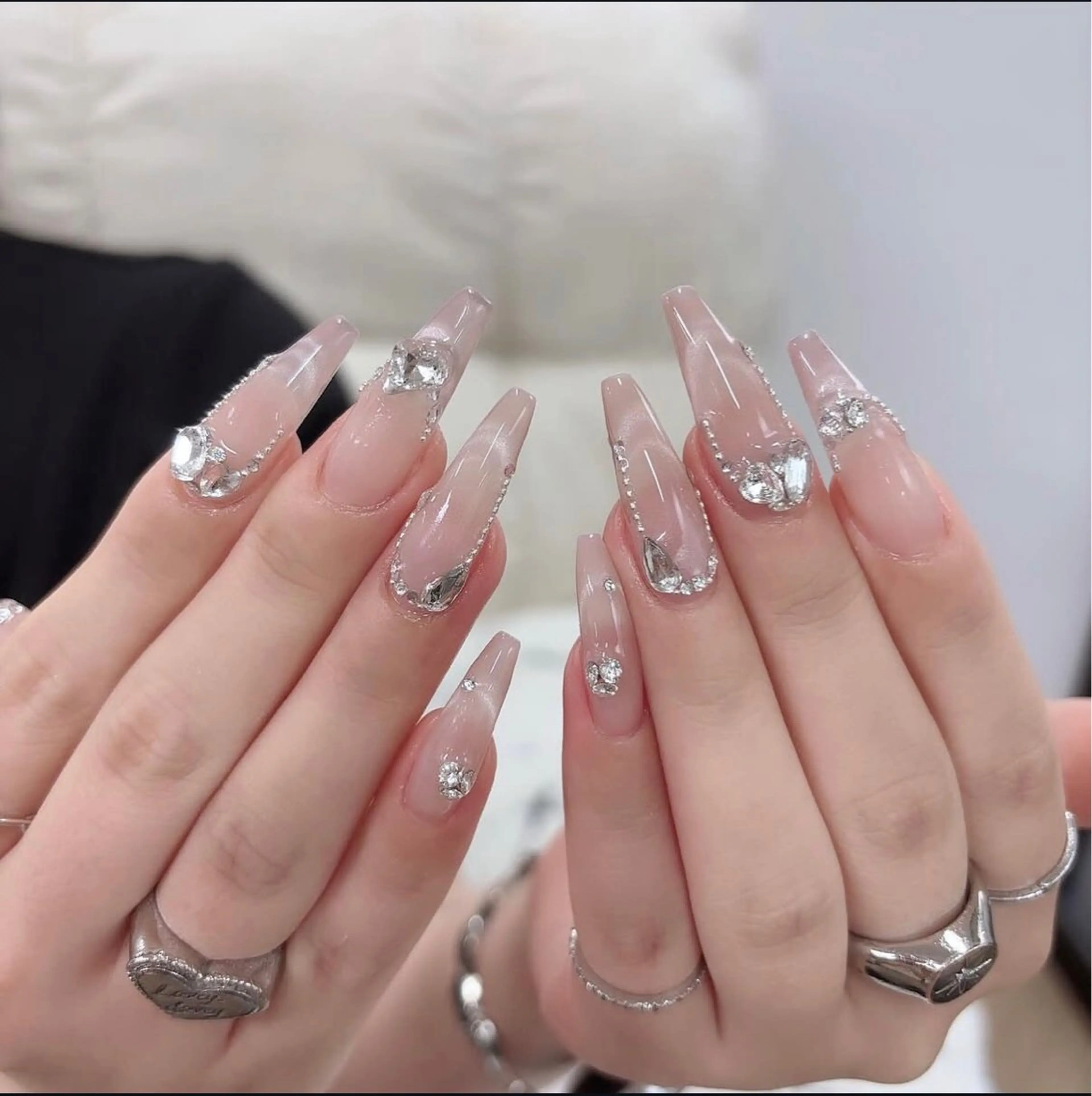 ネイル ハンドネイル Lee Ainのネイルデザイン