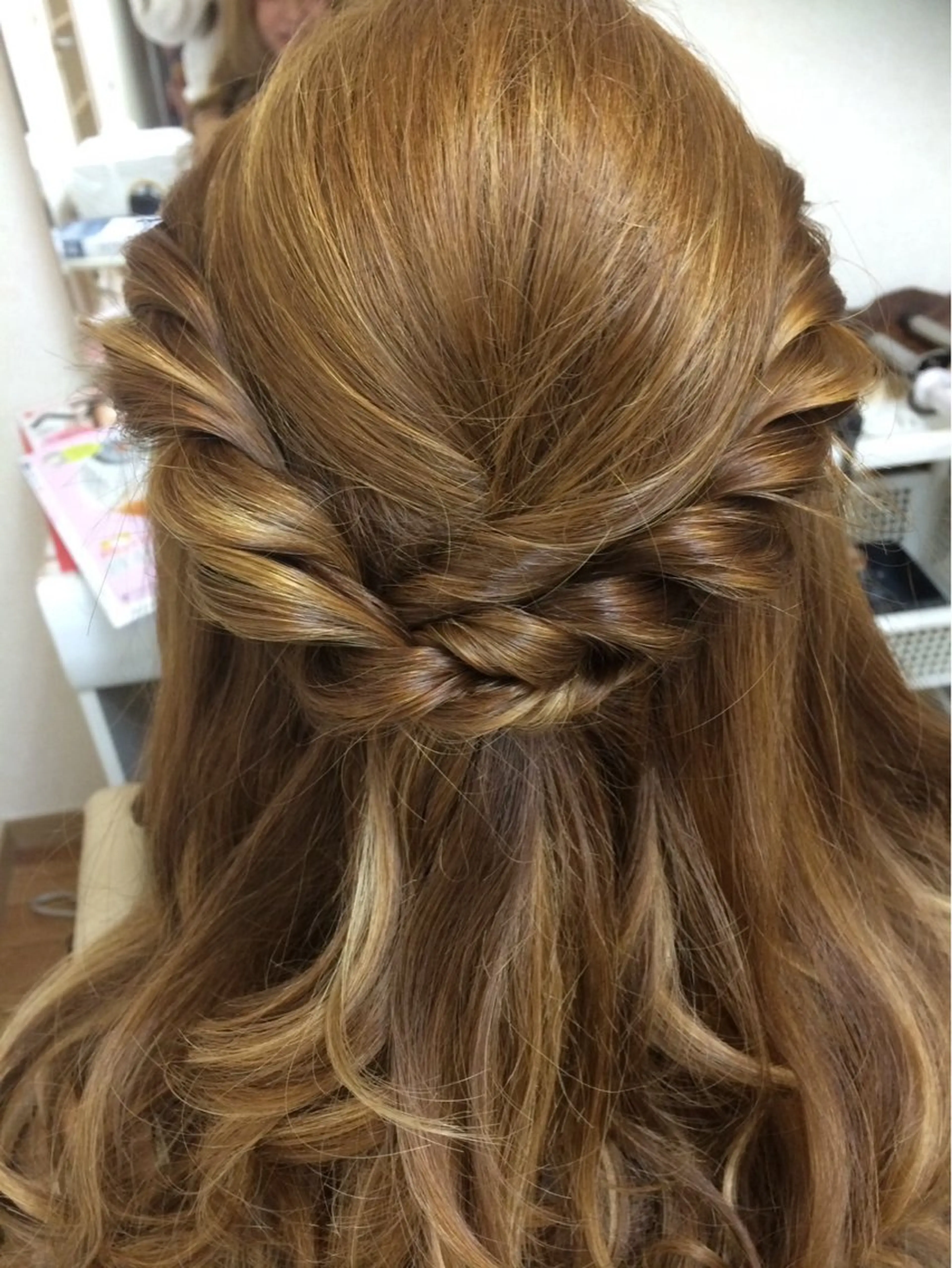 ヘアセット ラムーン アイラッシュ&ヘアメのエステ・リラクイメージ