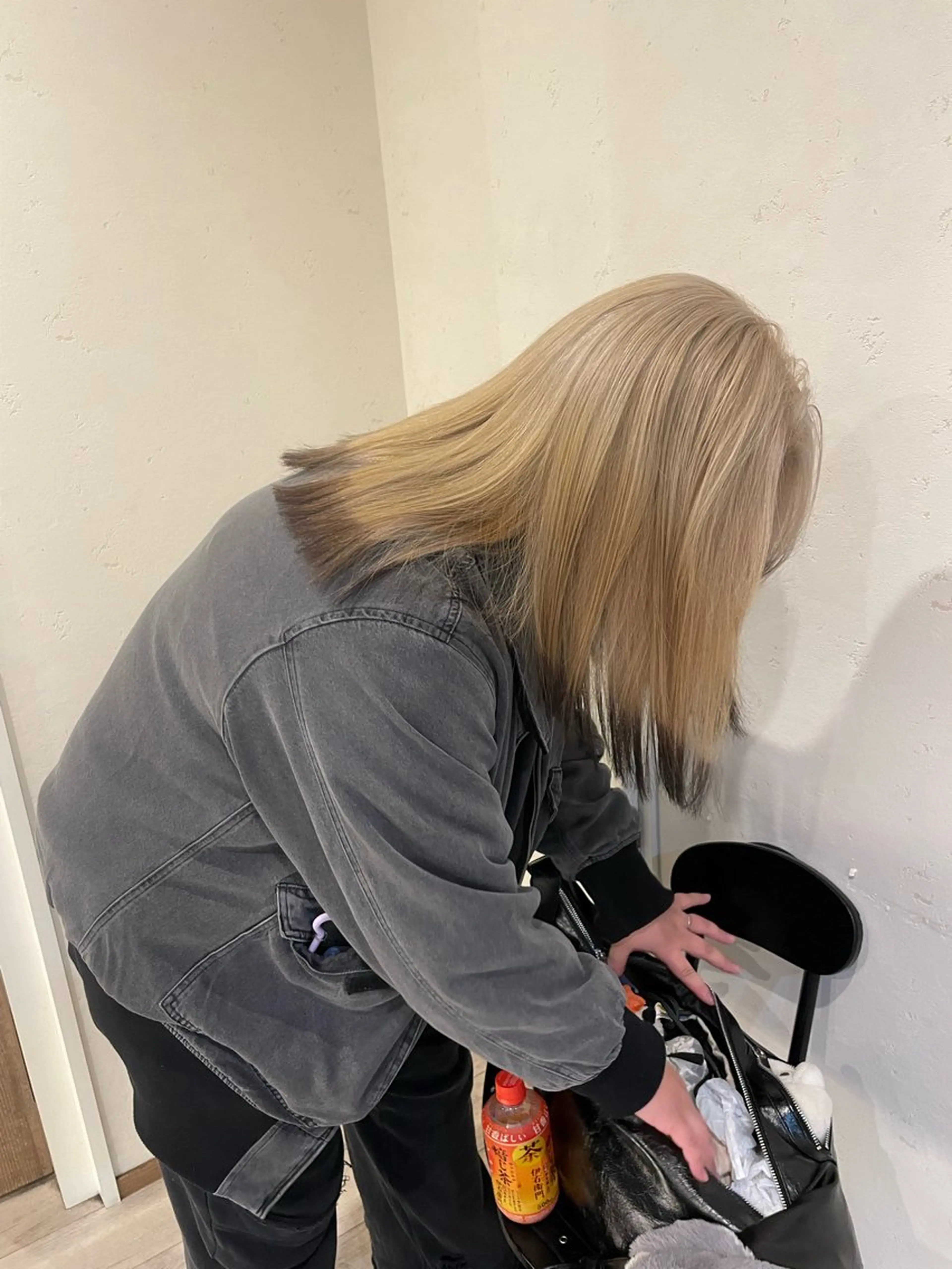 セミロング カラー デザインカラー カット ヘアカラー トリートメント 渋谷 留菜のヘアスタイル