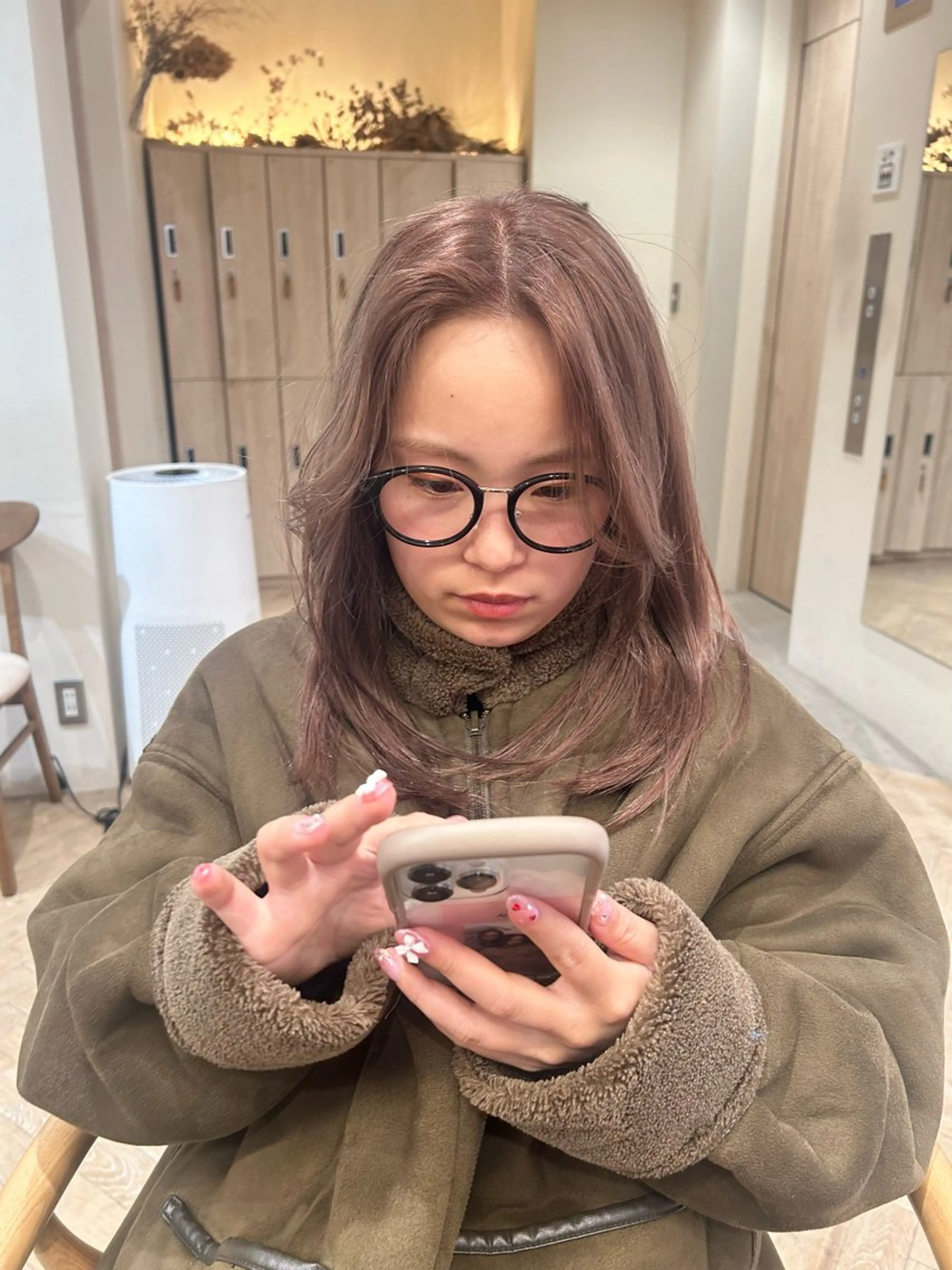 ミディアム カラー ボブ・レイヤー ・パーマ【iri】のヘアスタイル