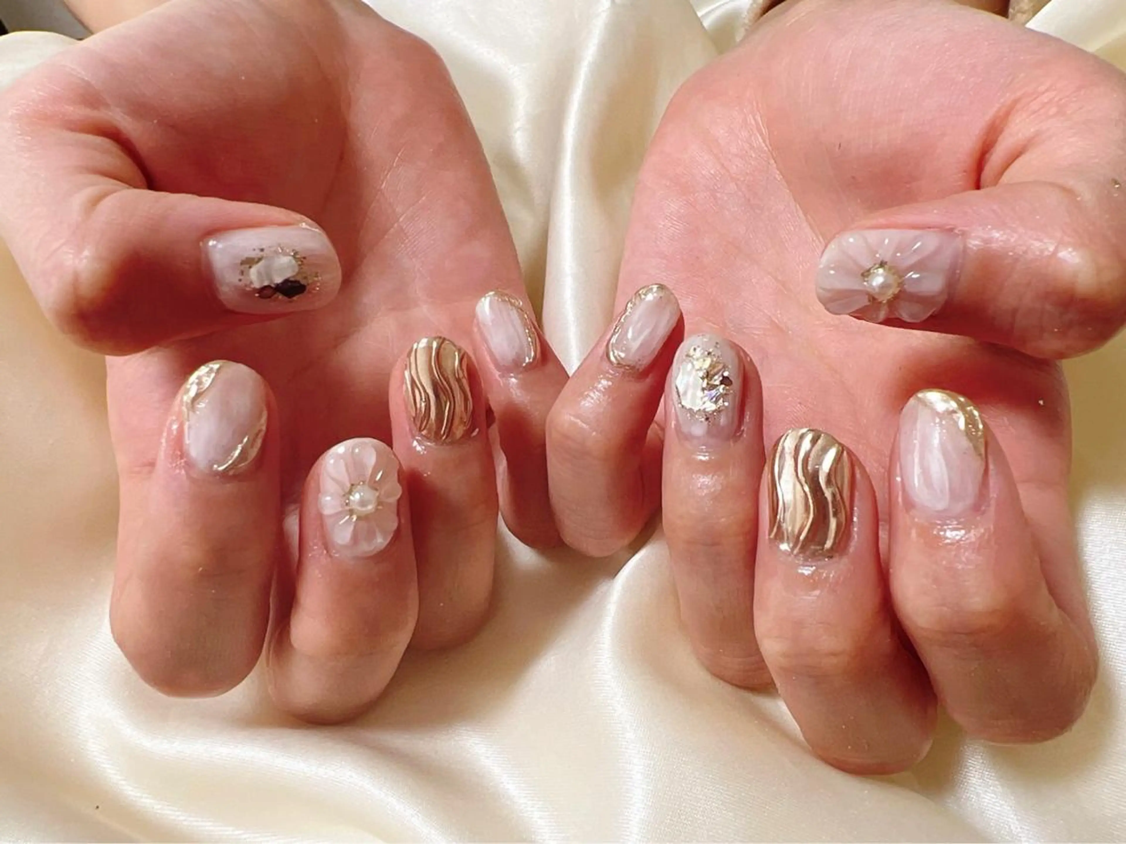 ネイル ぷっくりネイル ハンドネイル kiki nail &brow二子玉川の眉毛・アイブロウイメージ