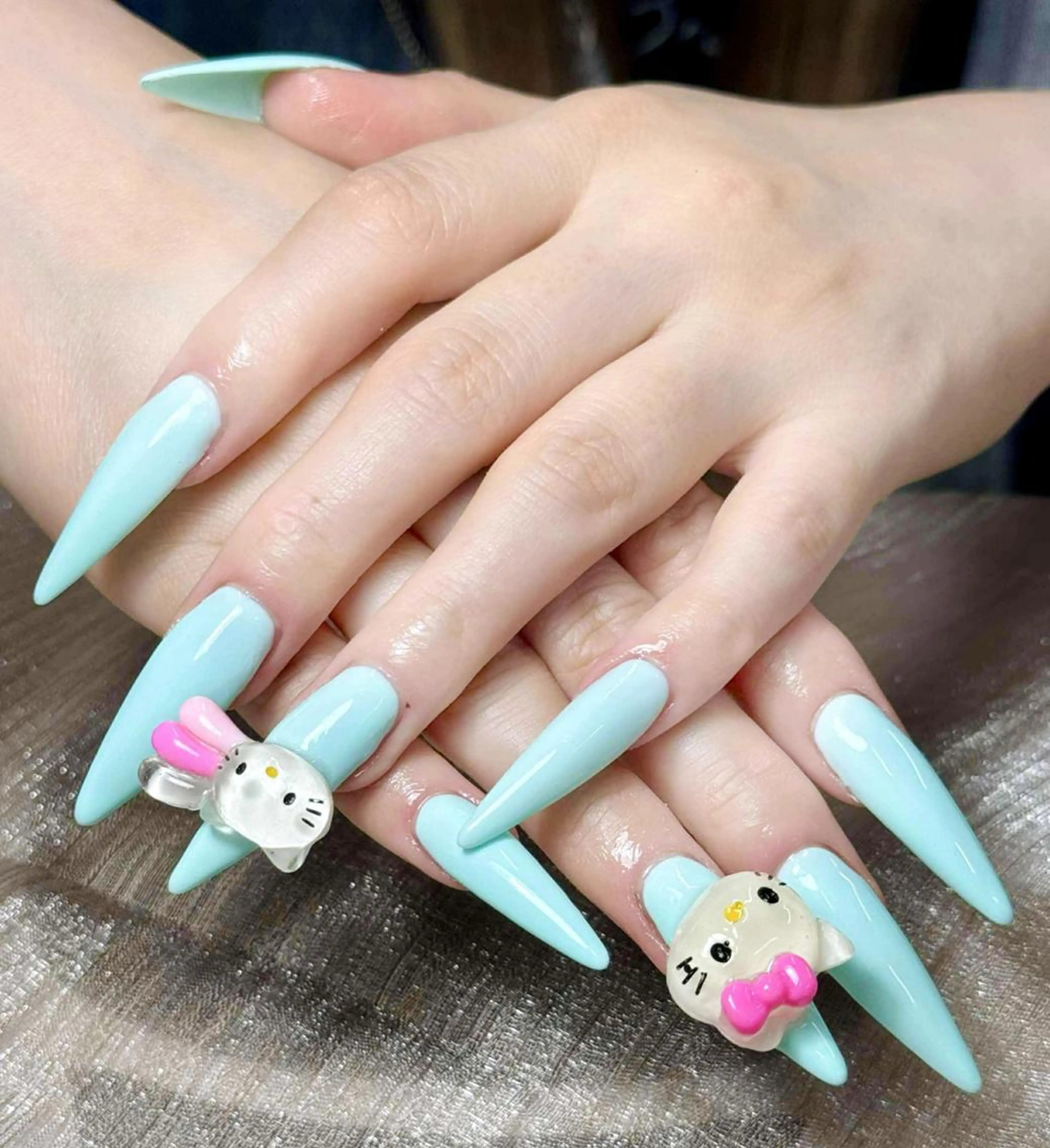 ネイル オーロラネイル ブルー チークネイル フットネイル フレンチネイル ハンドネイル アミ ちゃんのネイルデザイン