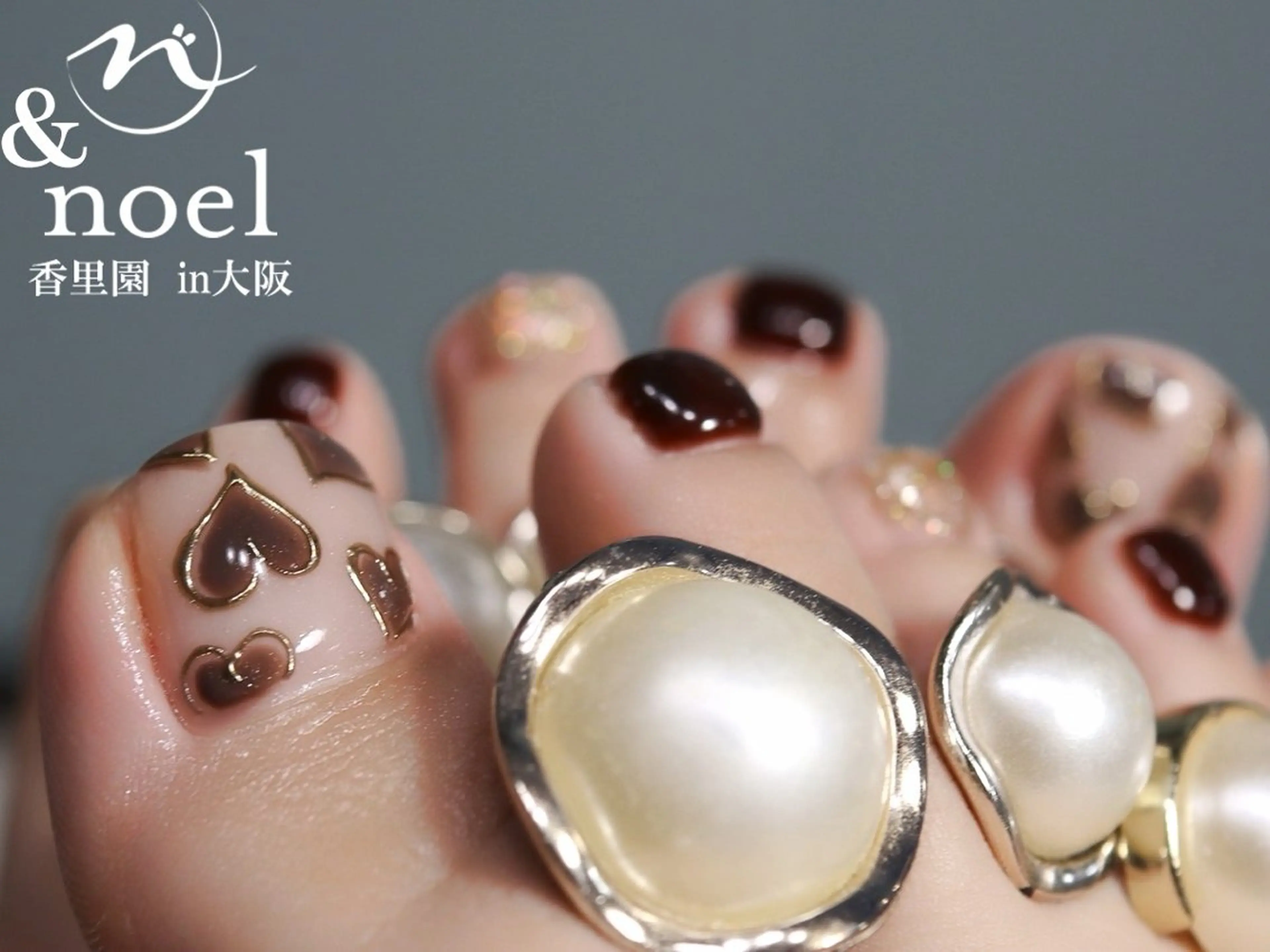 ネイル フットネイル ハート ミラーネイル フットネイル Nailsalon ＆Noelのネイルデザイン