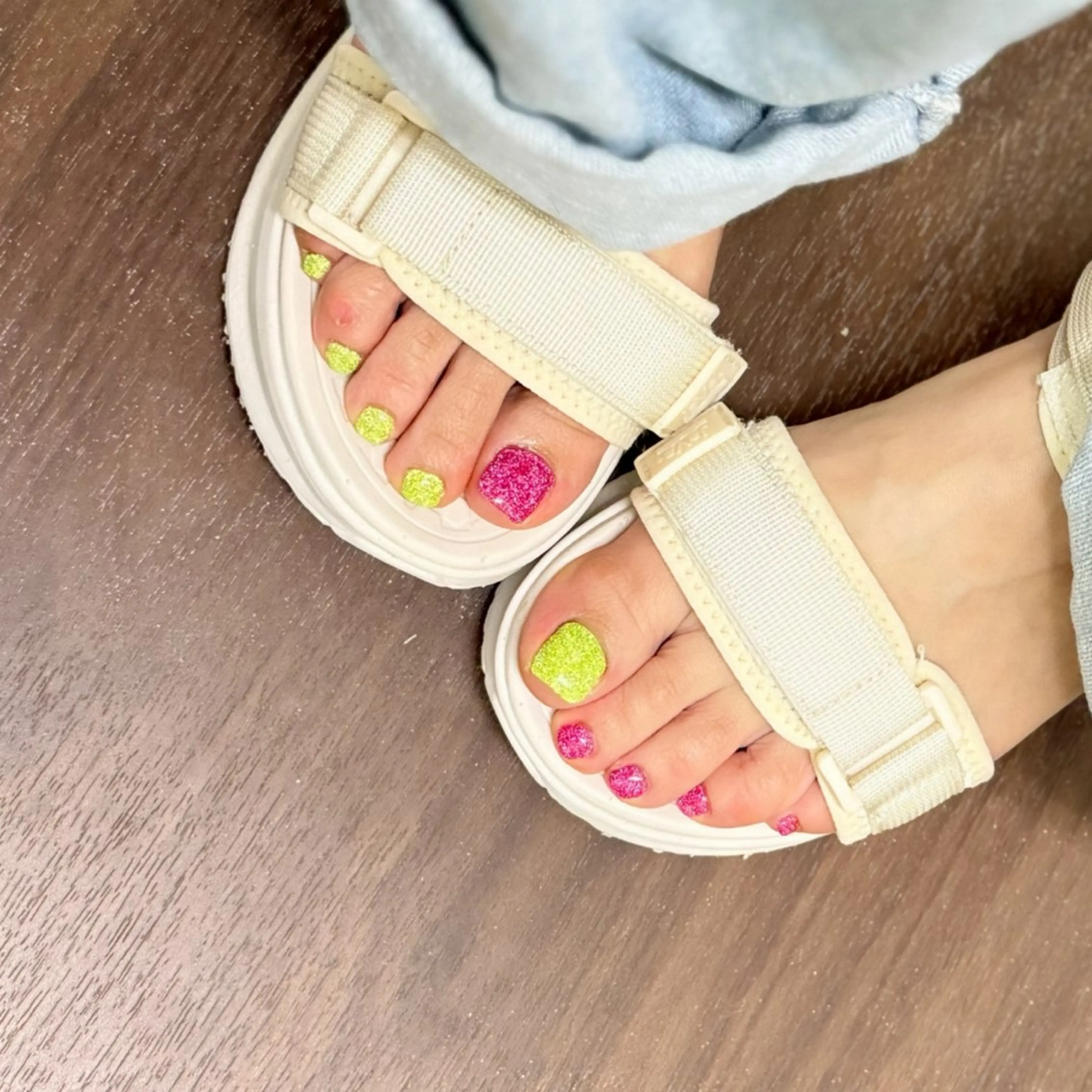 ネイル フラッシュネイル ネイルサロン チュルのネイルデザイン