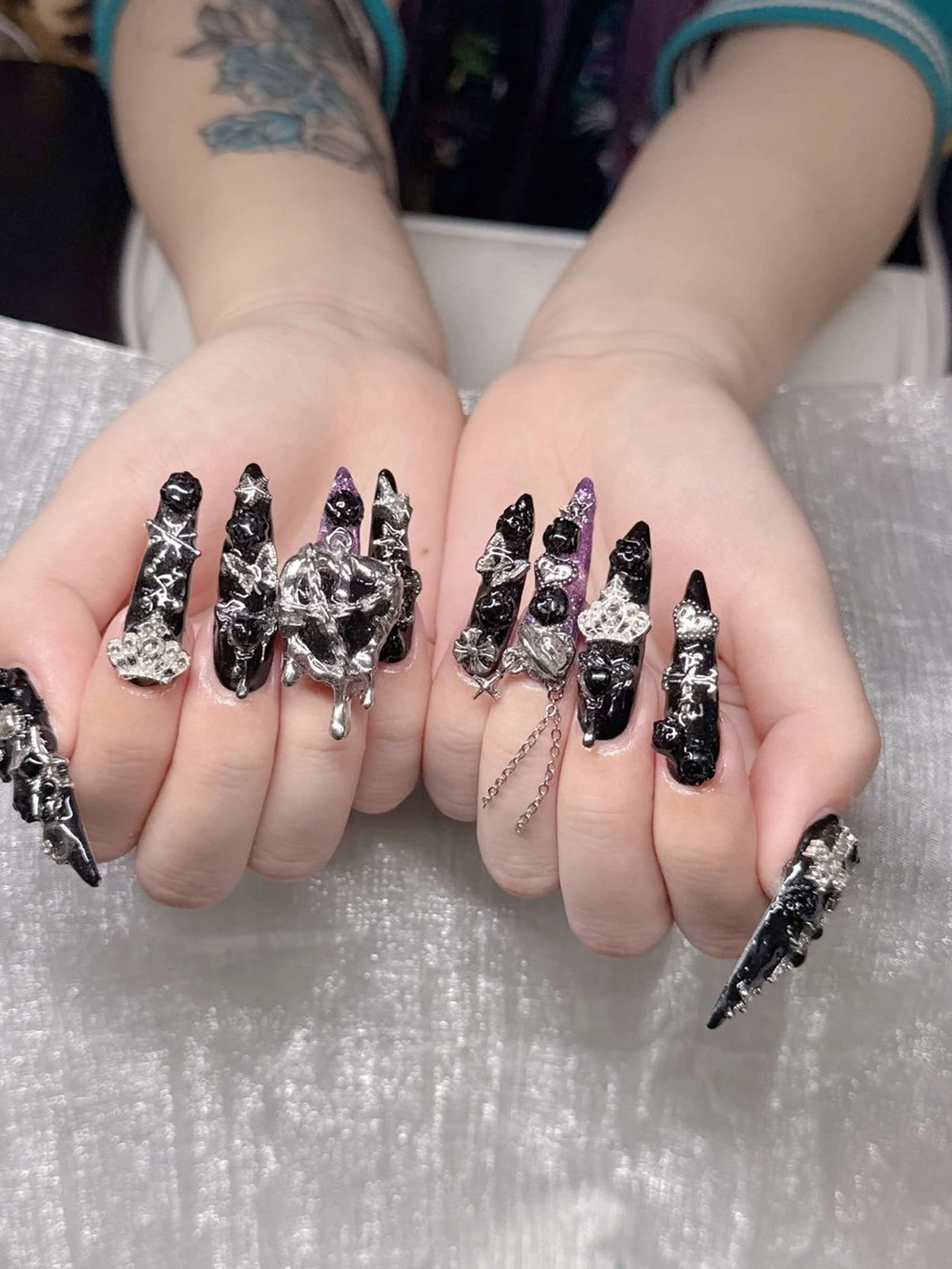 ネイル ハンドネイル Lee Nailsのネイルデザイン