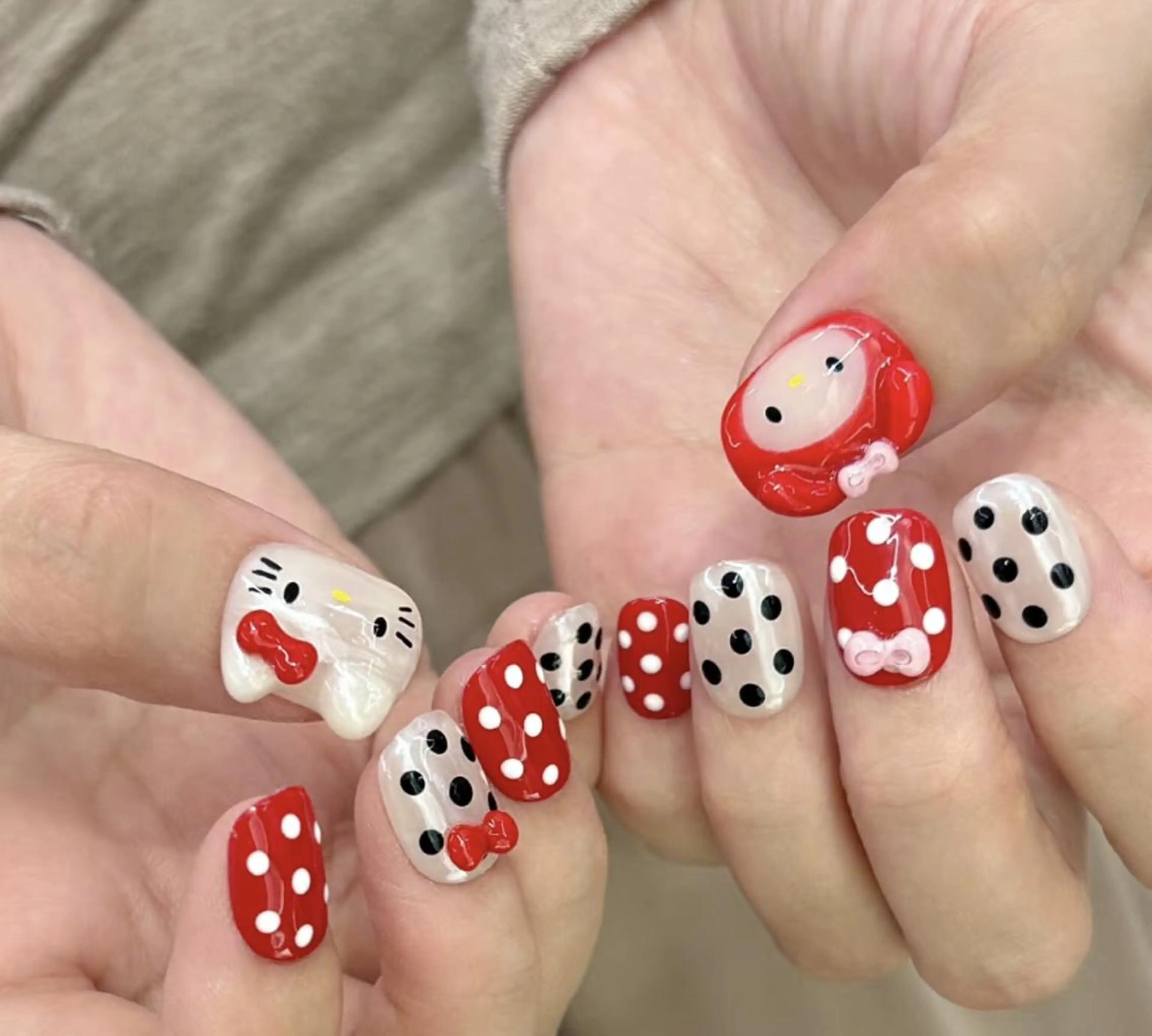 ネイル ハンドネイル ハンドケア 🍑 momo_nailのネイルデザイン