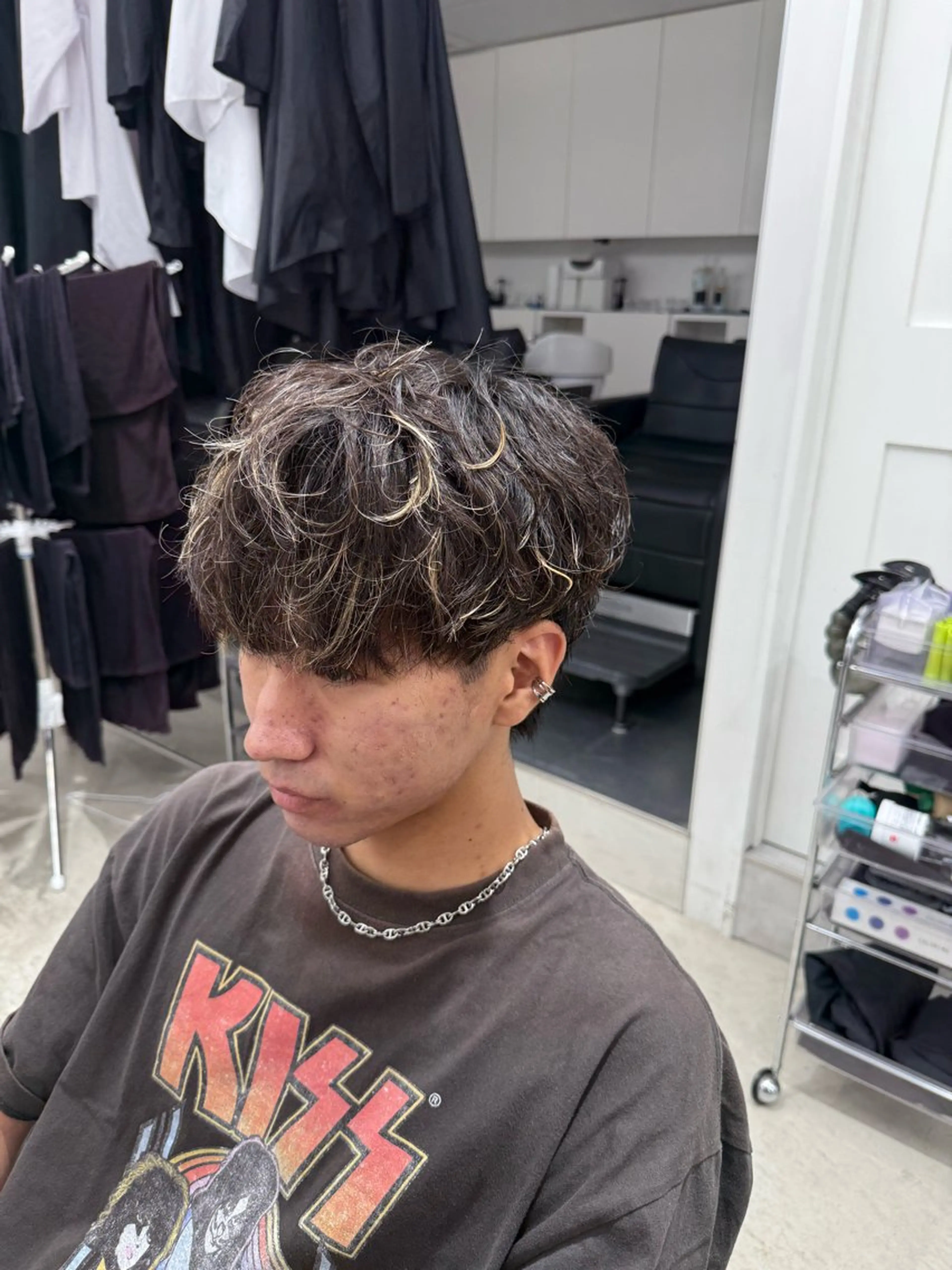 パーマ メンズ 深谷 侑亮のヘアスタイル