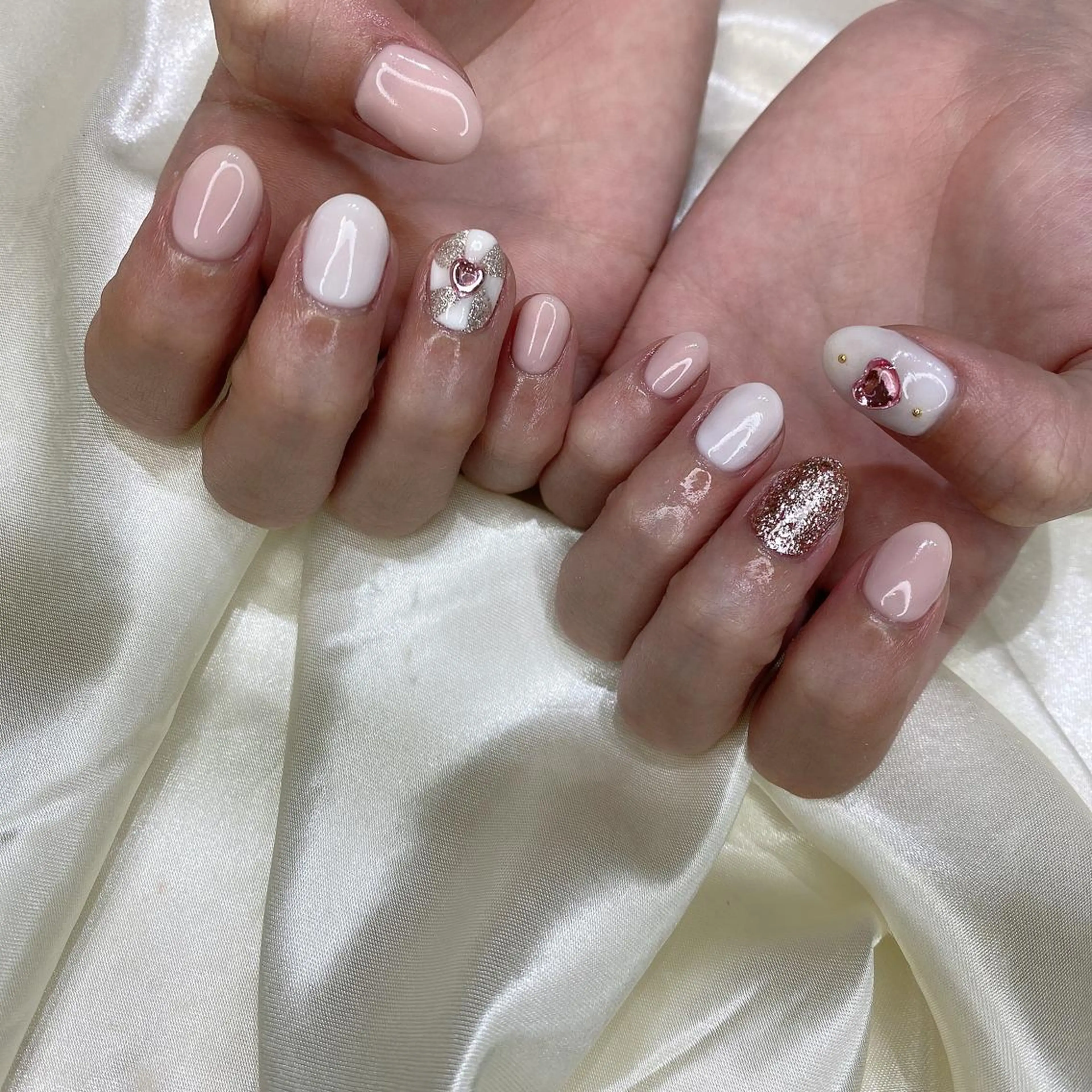 ネイル ハンドネイル 西岡 杏のネイルデザイン