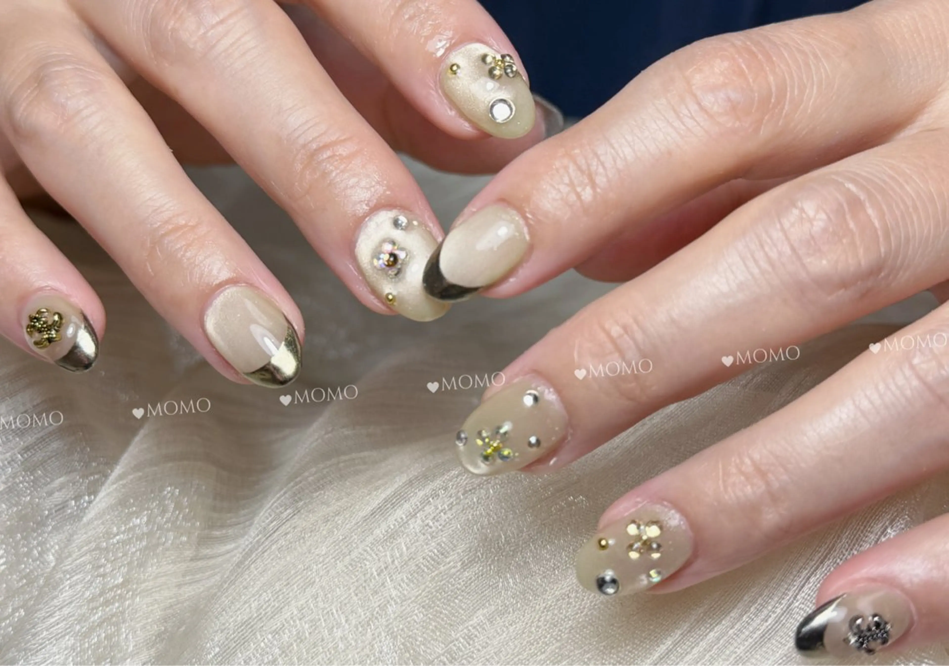 ネイル ニュアンスネイル ワンホンネイル MOMO nail所属・NIITSU YUNAのネイルデザイン