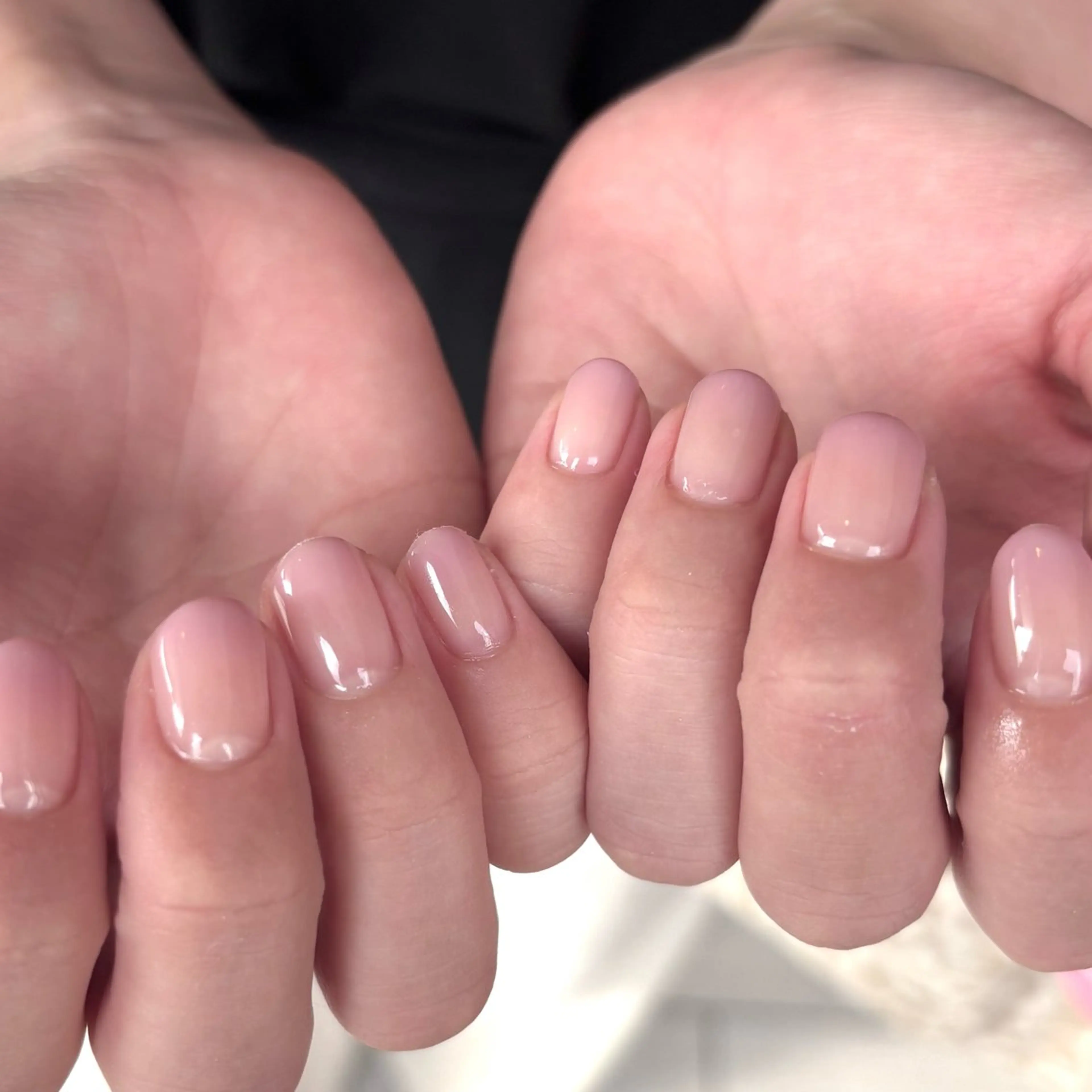 ネイル ハンドネイル 🍓リスブラン MELのネイルデザイン