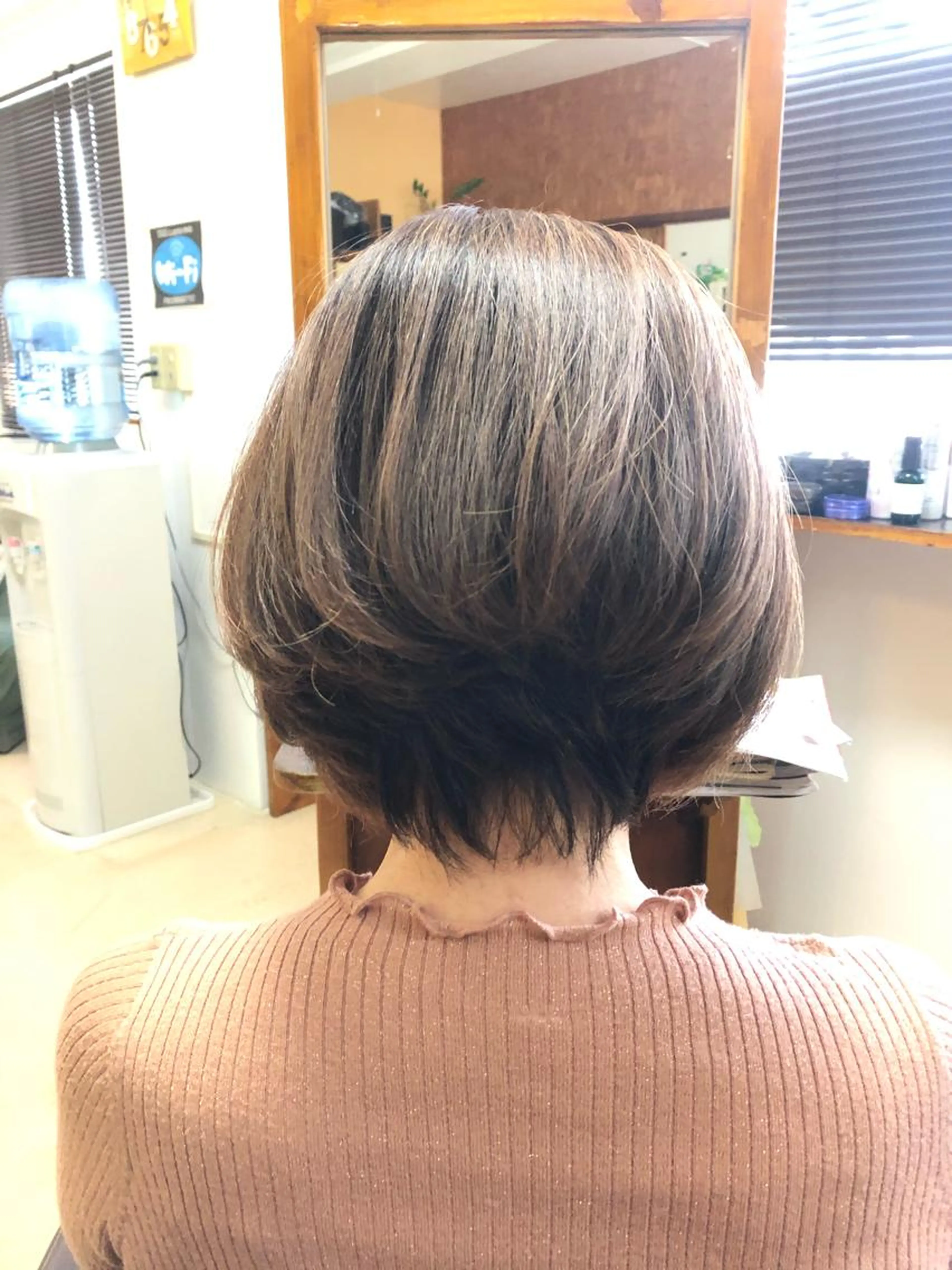 カラーリタッチ(根元3センチ以内)白髪染めファッションカラーどちらでも♬の写真