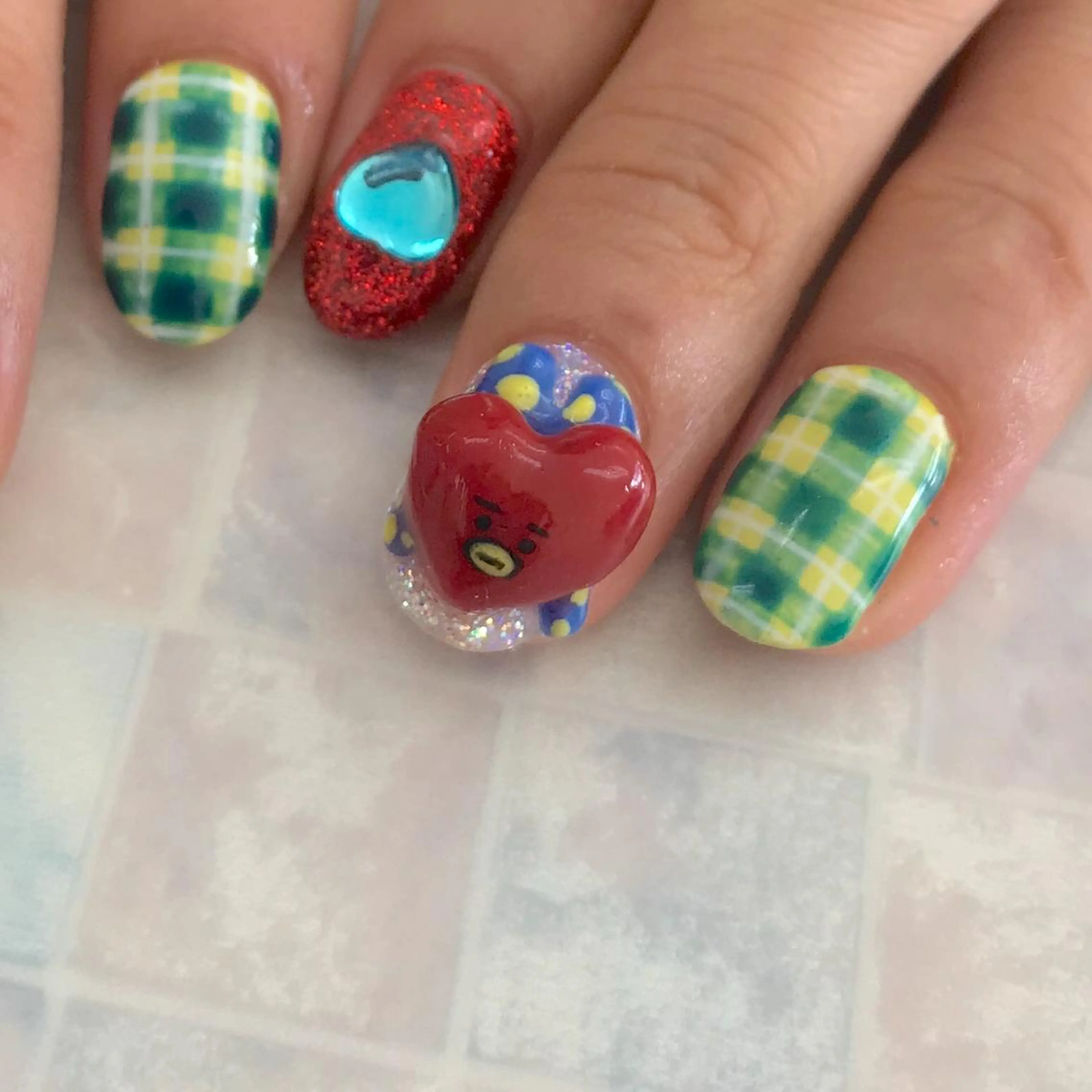 ネイル ハンドネイル 五十嵐 美智のネイルデザイン